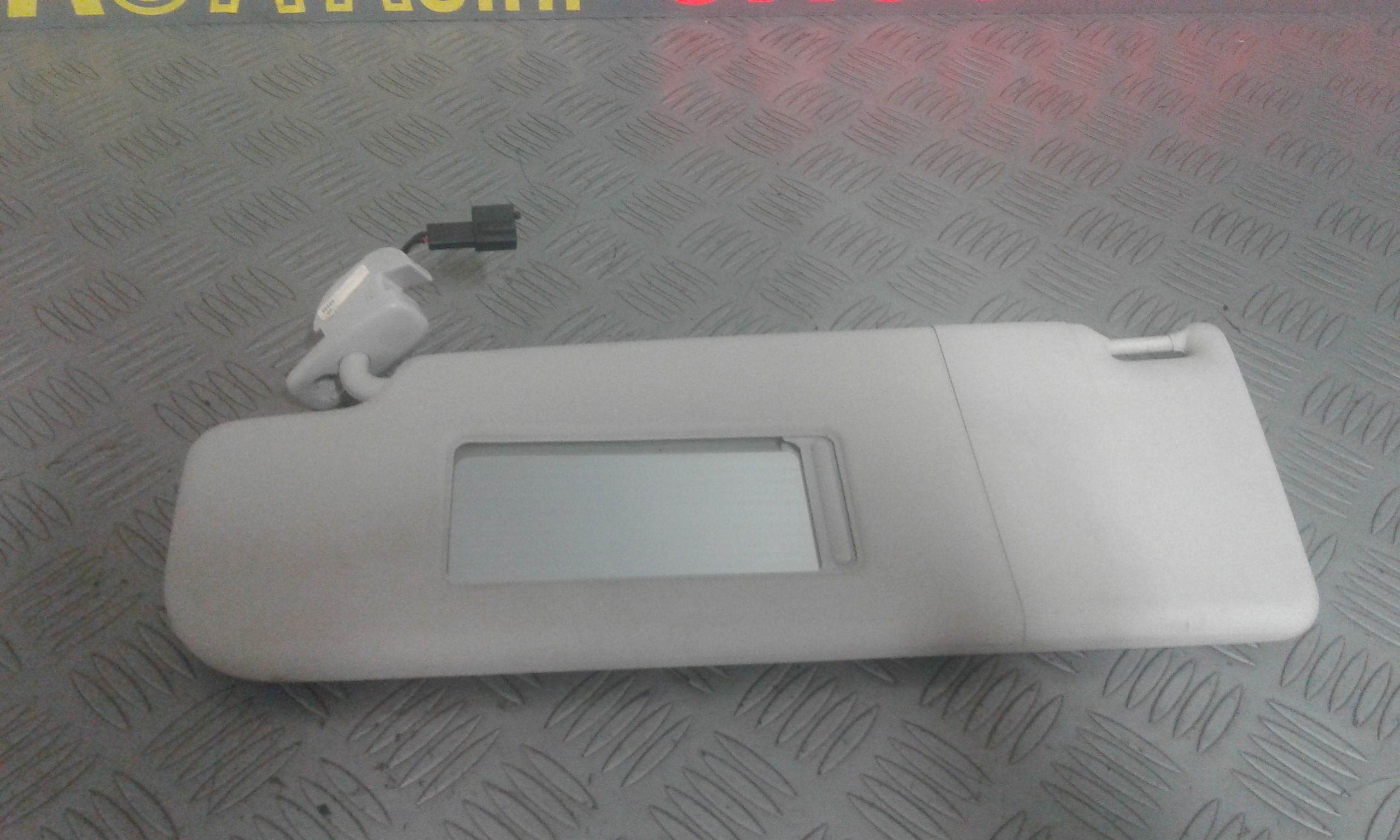 Parasole anteriore Lato Guida VOLKSWAGEN Polo 4 Serie