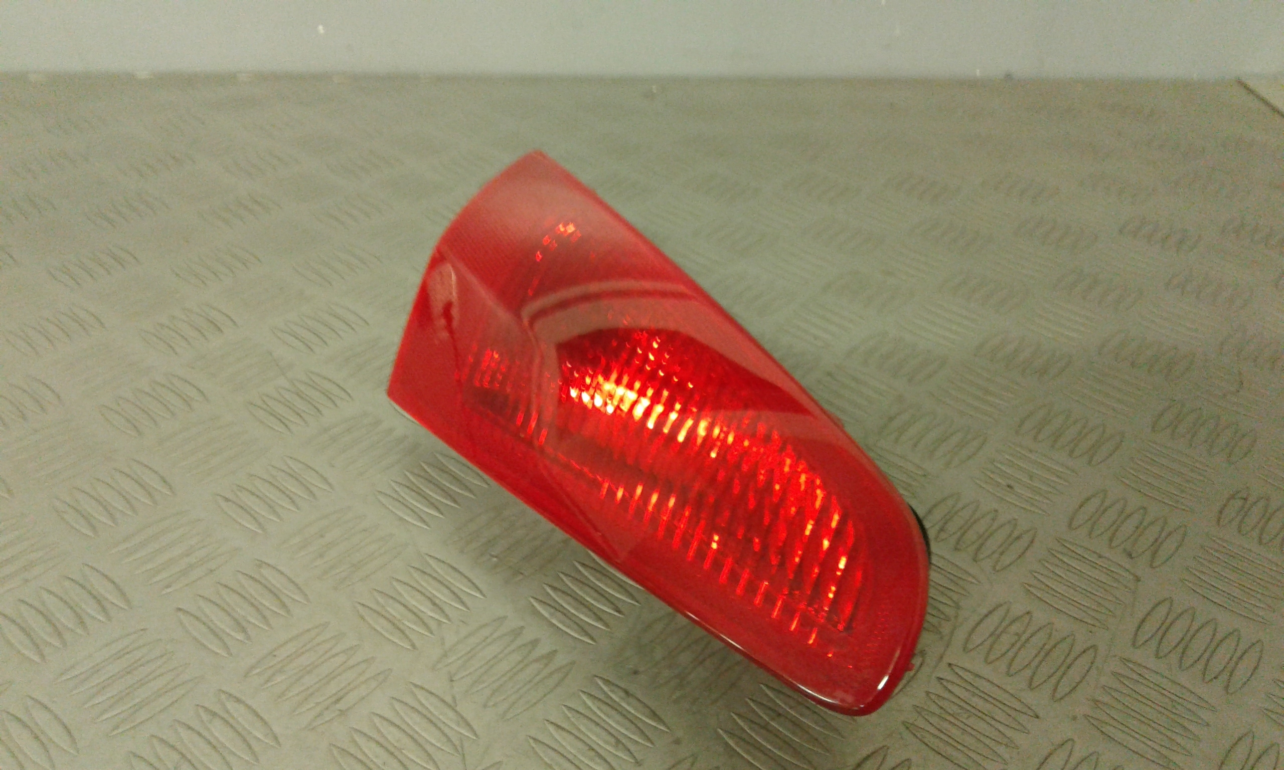 Stop Posteriore Sinistro Integrato nel Portello ALFA ROMEO 147 2 serie