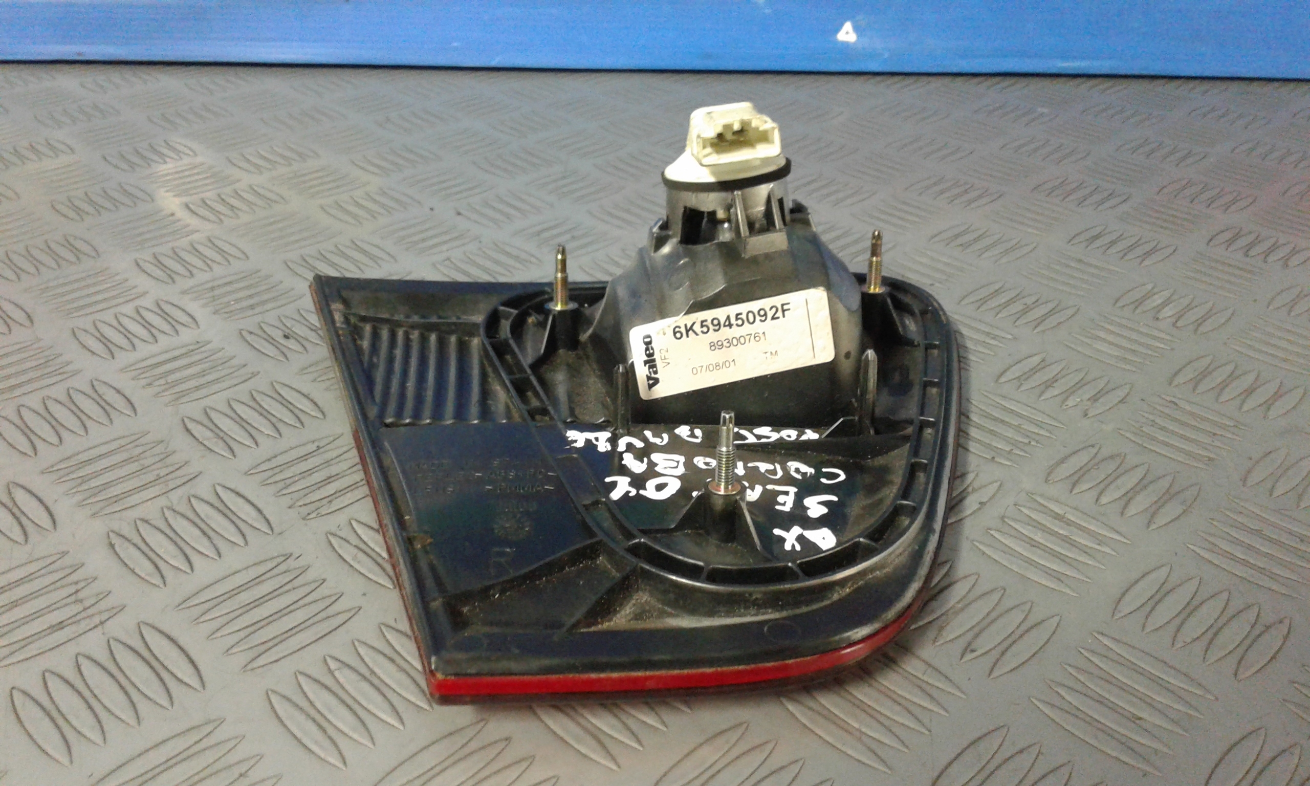 Stop Posteriore Destro Integrato nel Portello SEAT Cordoba Berlina 3 Serie