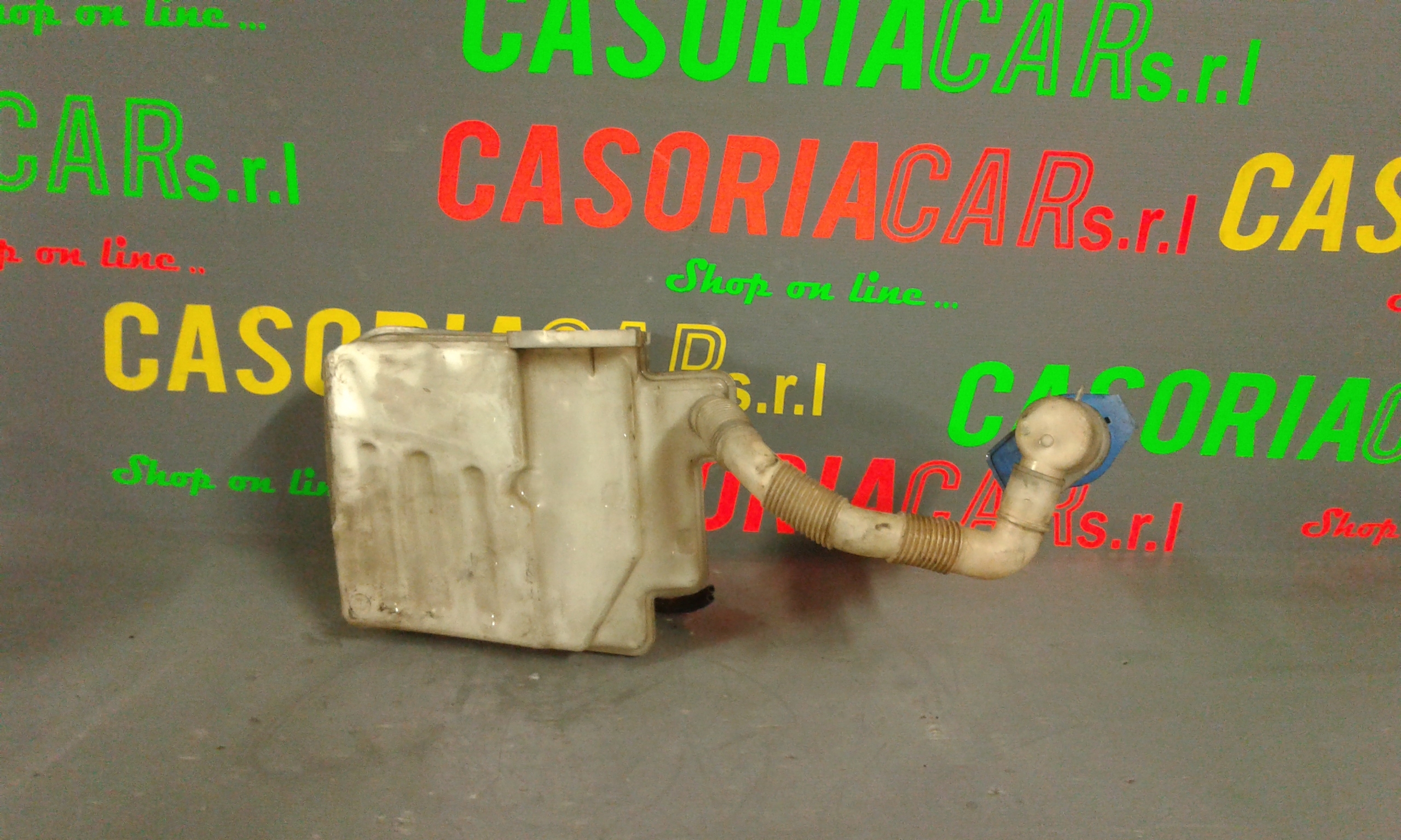 Vaschetta Tergi ant VOLKSWAGEN Golf 5 Berlina