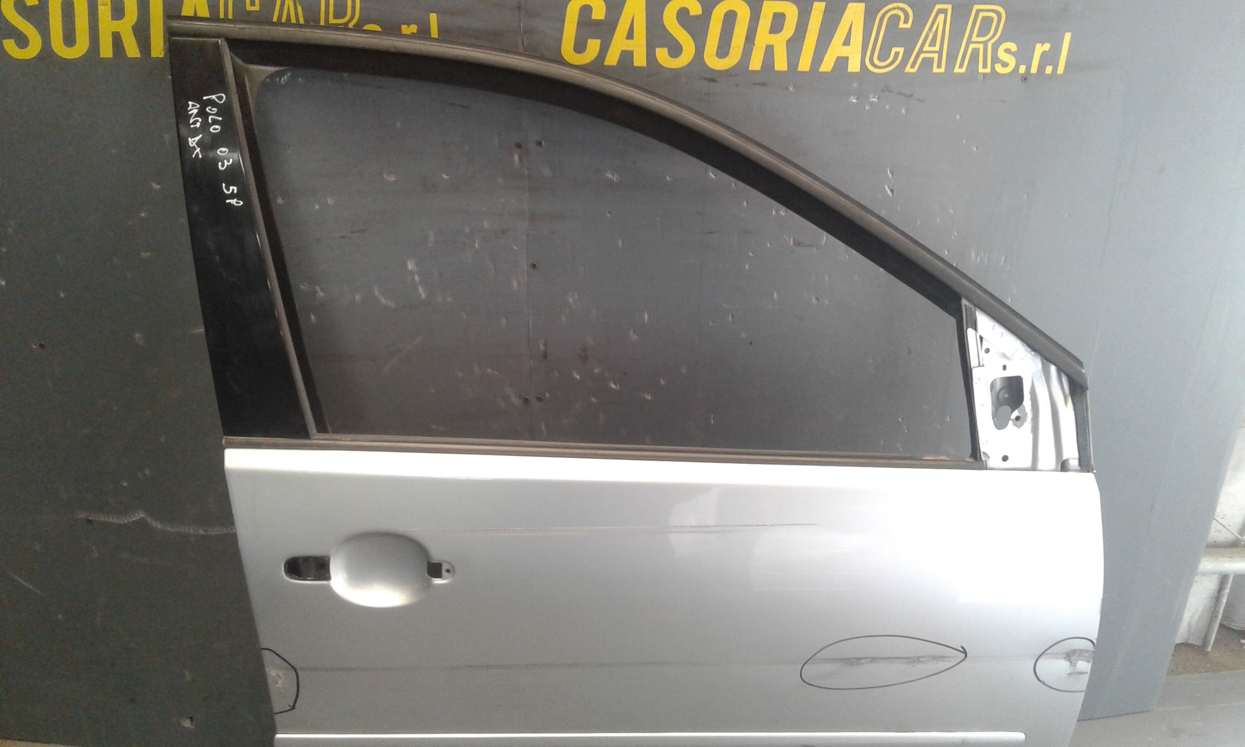 Portiera anteriore Destra VOLKSWAGEN Polo 4 Serie