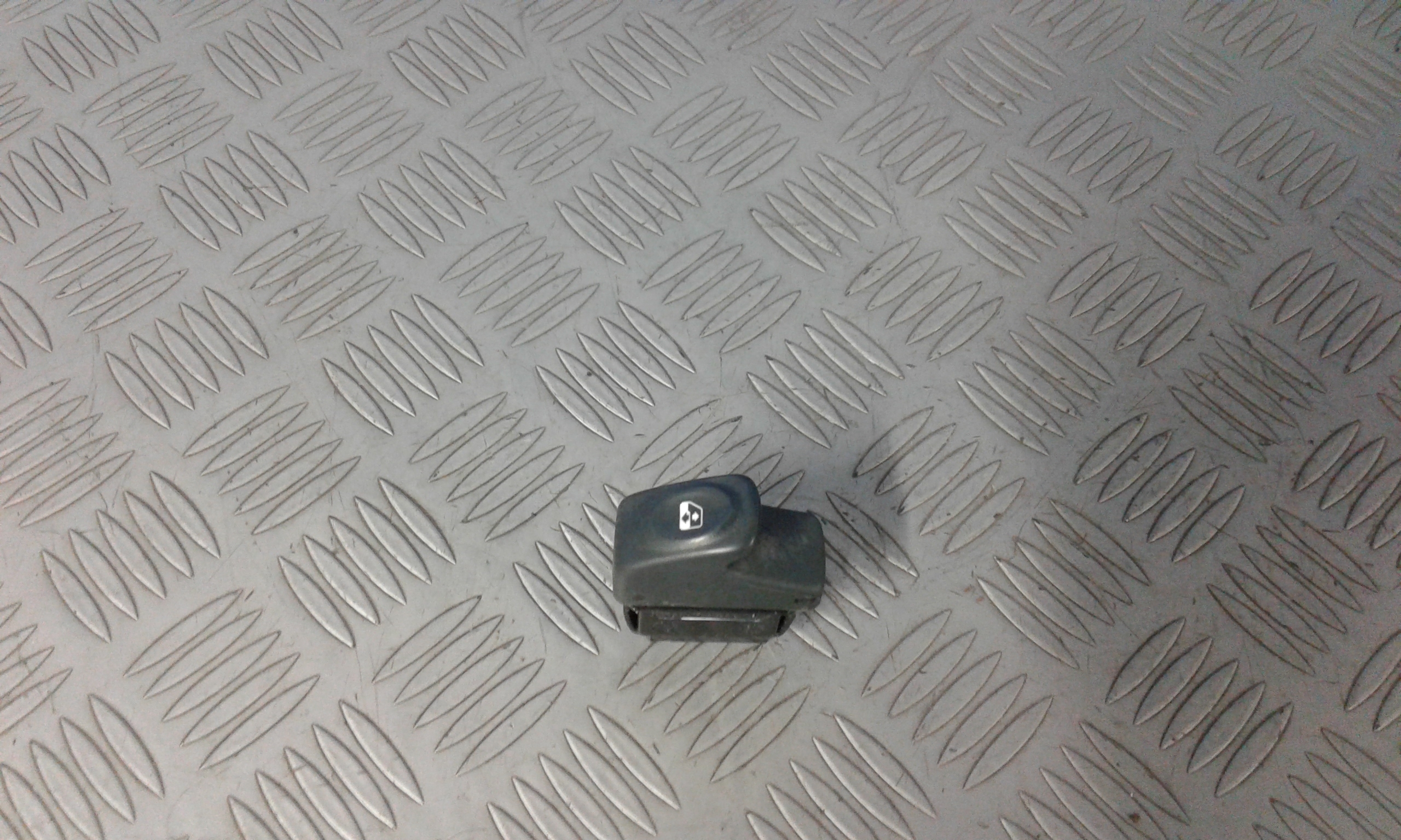 Pulsantiera Anteriore Destra Passeggero RENAULT Megane l 1 Serie