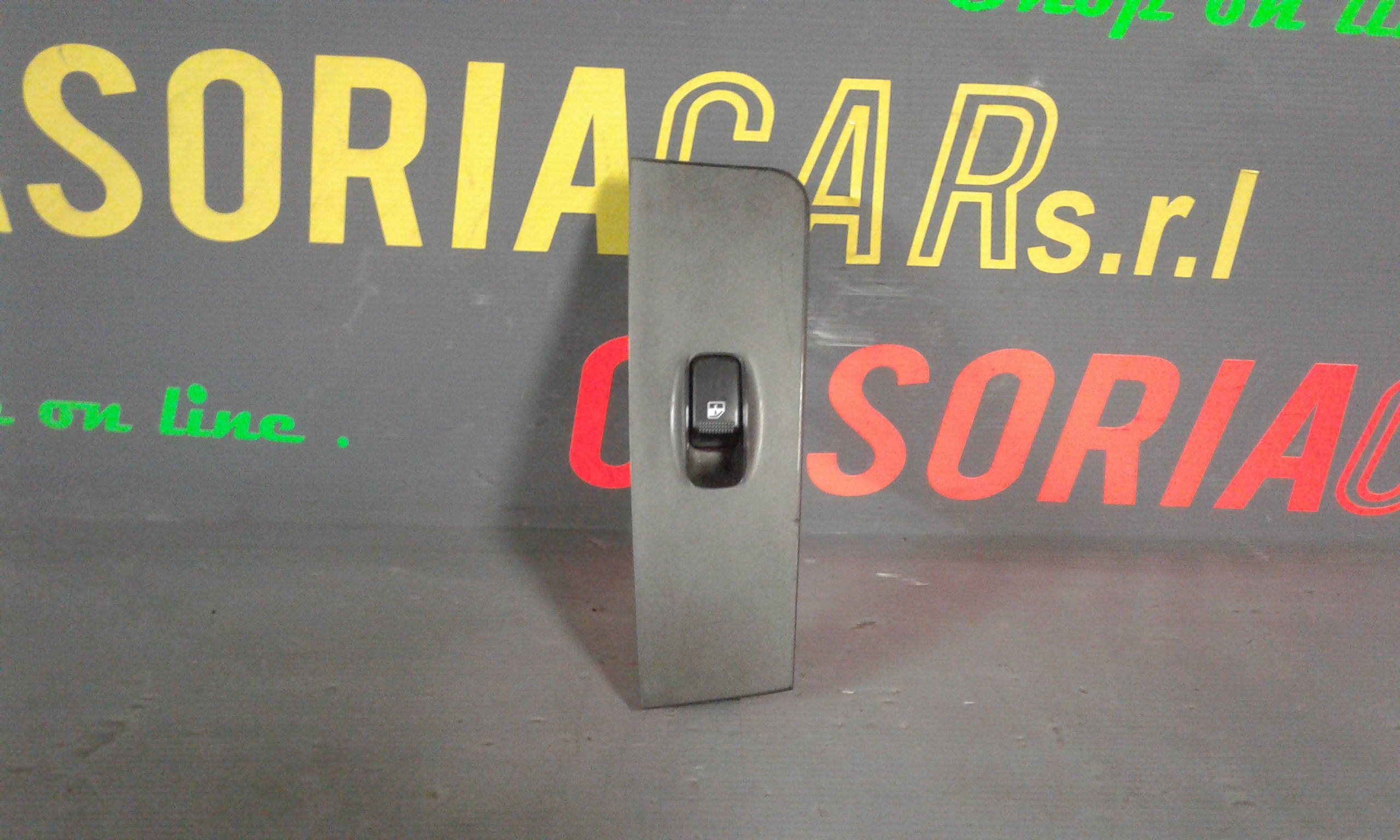 Pulsantiera Anteriore Destra Passeggero HYUNDAI Matrix 1 Serie