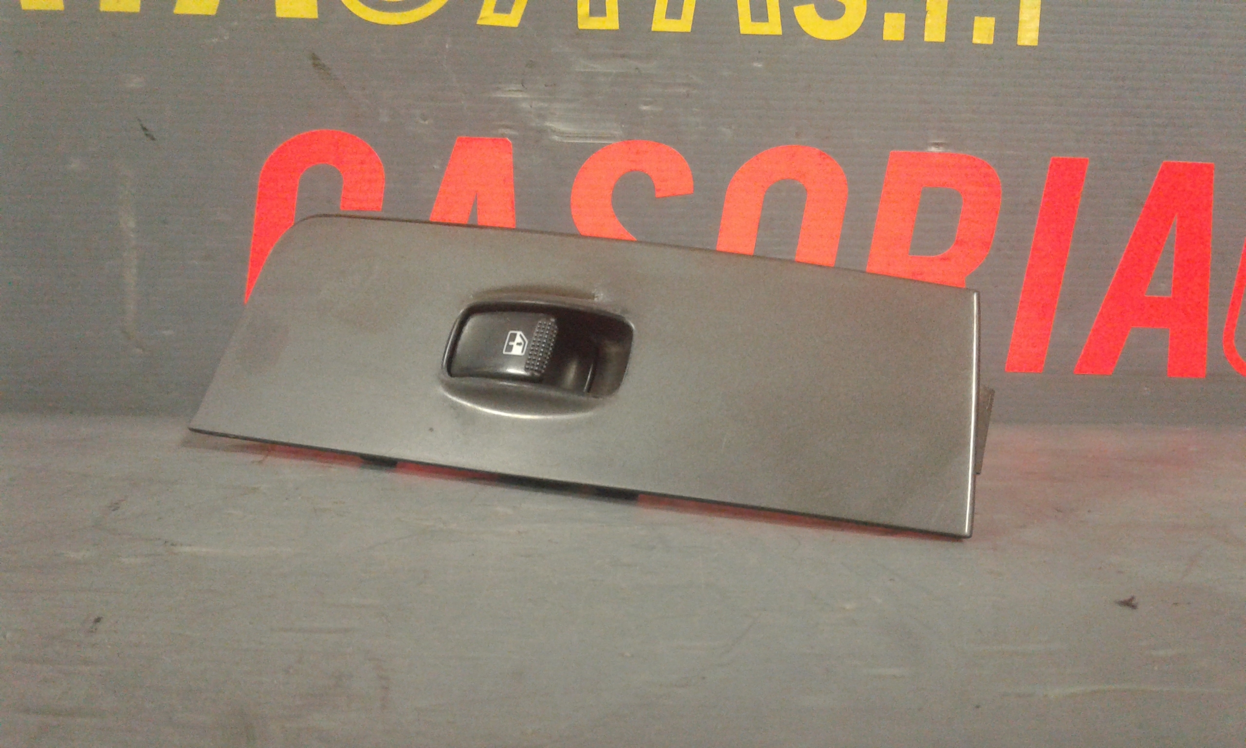 Pulsantiera Anteriore Destra Passeggero HYUNDAI Matrix 1 Serie