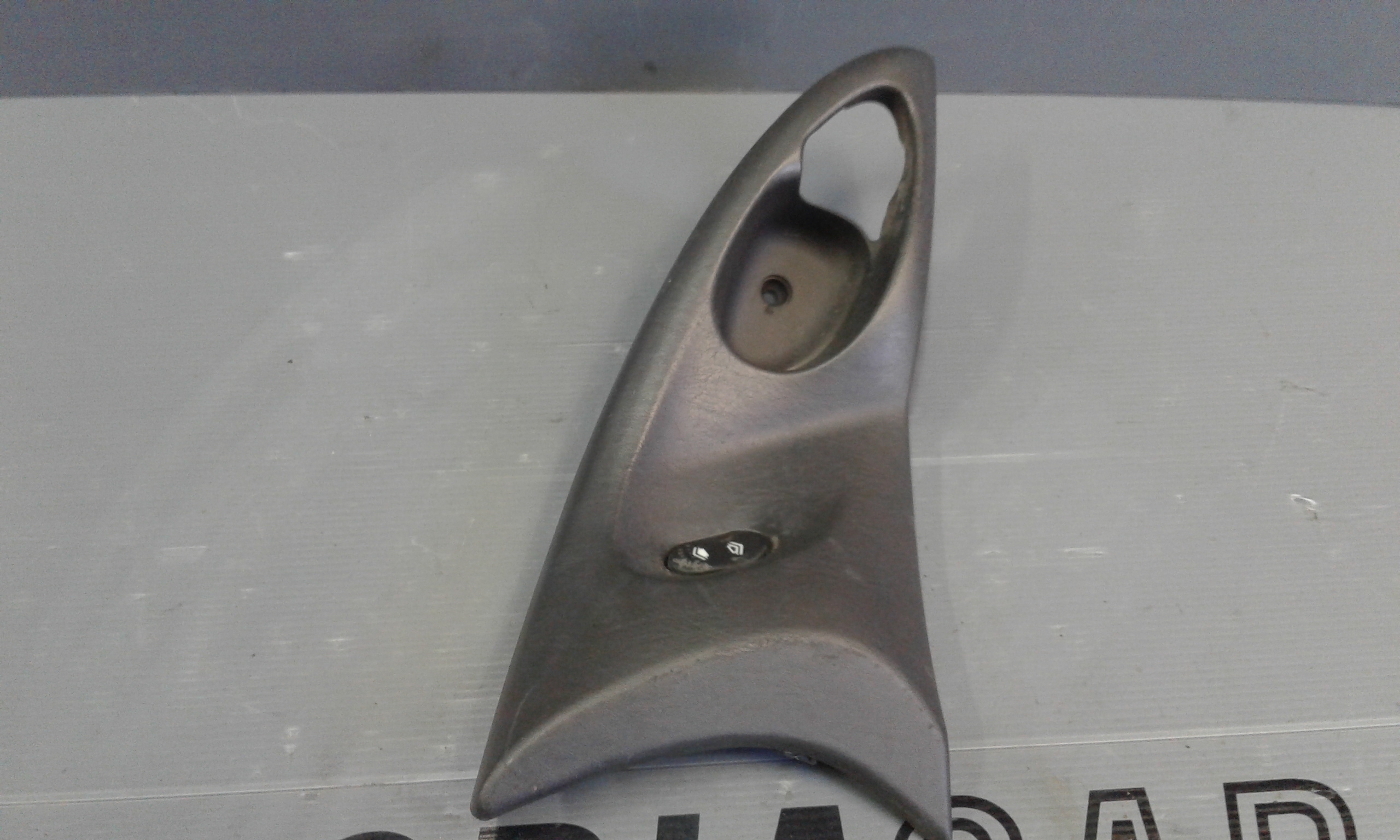 Pulsantiera Anteriore Destra Passeggero FORD Focus Berlina 1 Serie