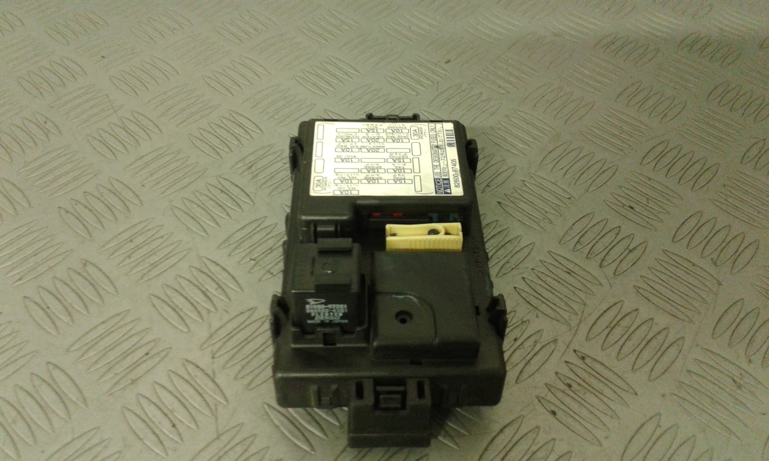 Centralina porta fusibili DAIHATSU YRV Serie