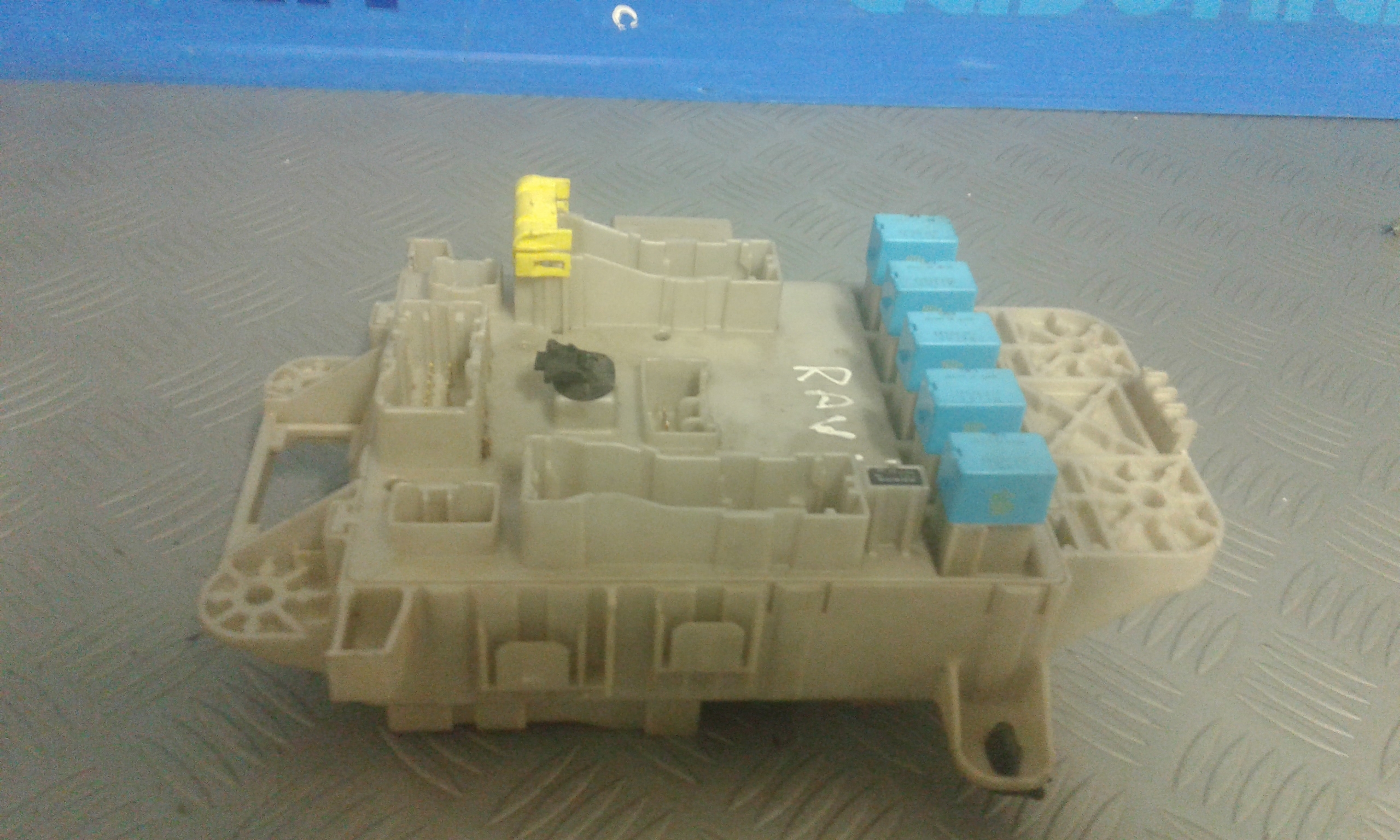 Centralina porta fusibili TOYOTA Rav4 3 Serie