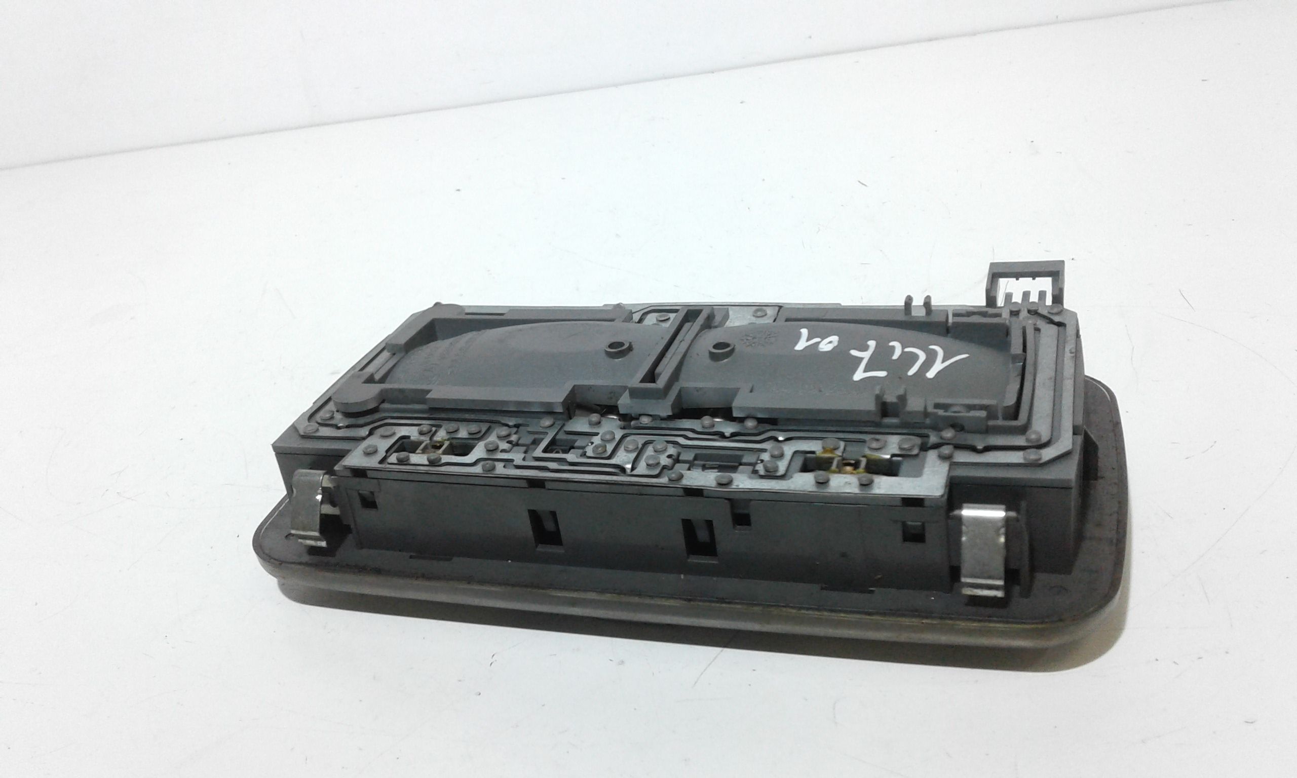 Luce di cortesia anteriore ALFA ROMEO 147 1  Serie