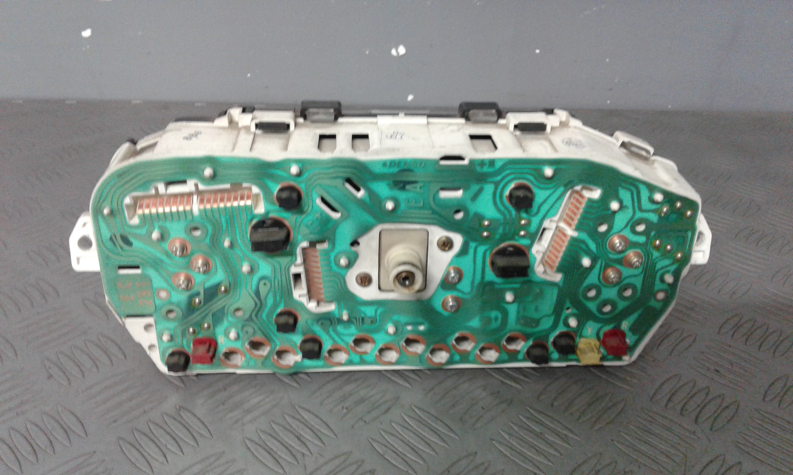 Quadro Strumenti DAIHATSU YRV Serie