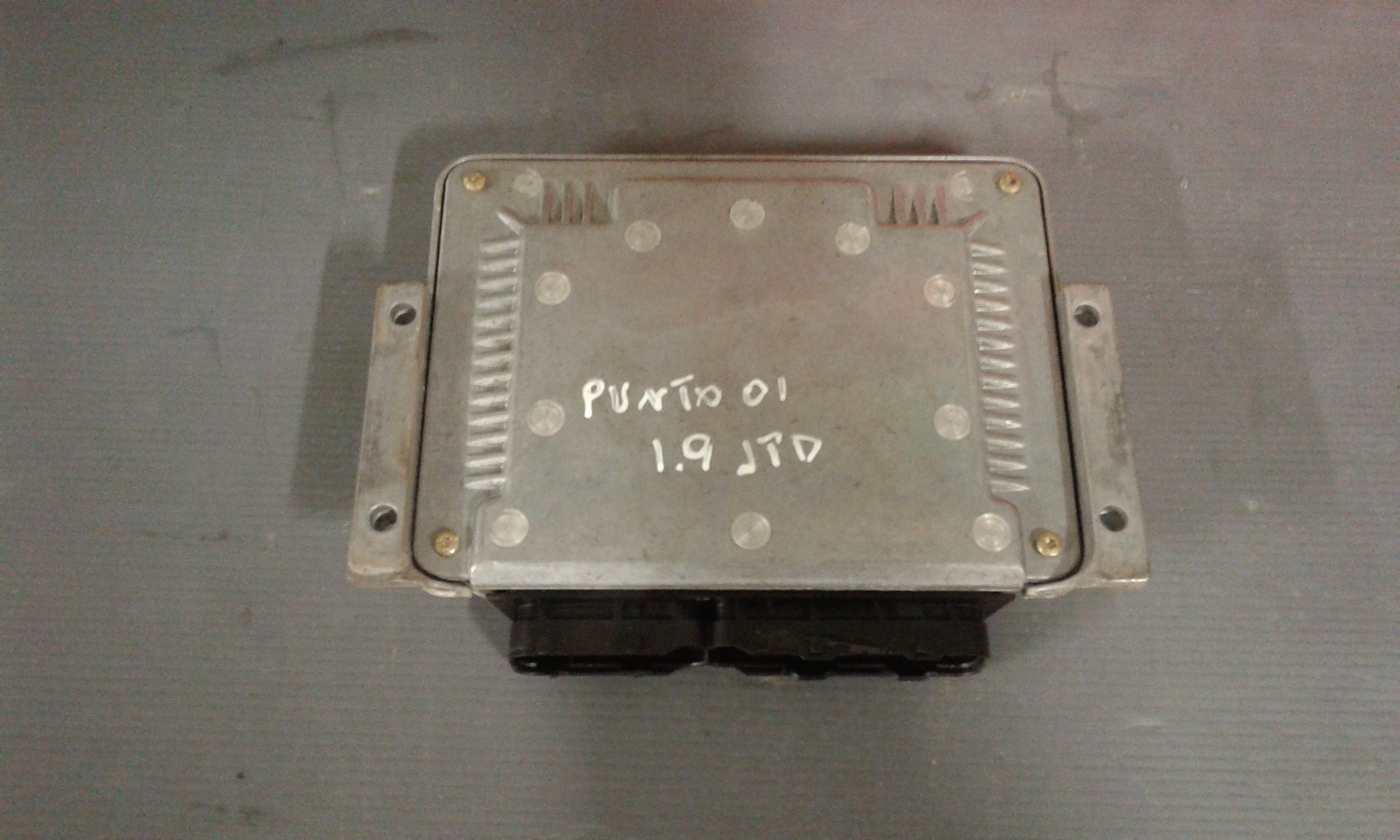 Centralina motore FIAT Punto Berlina 3P 2 Serie