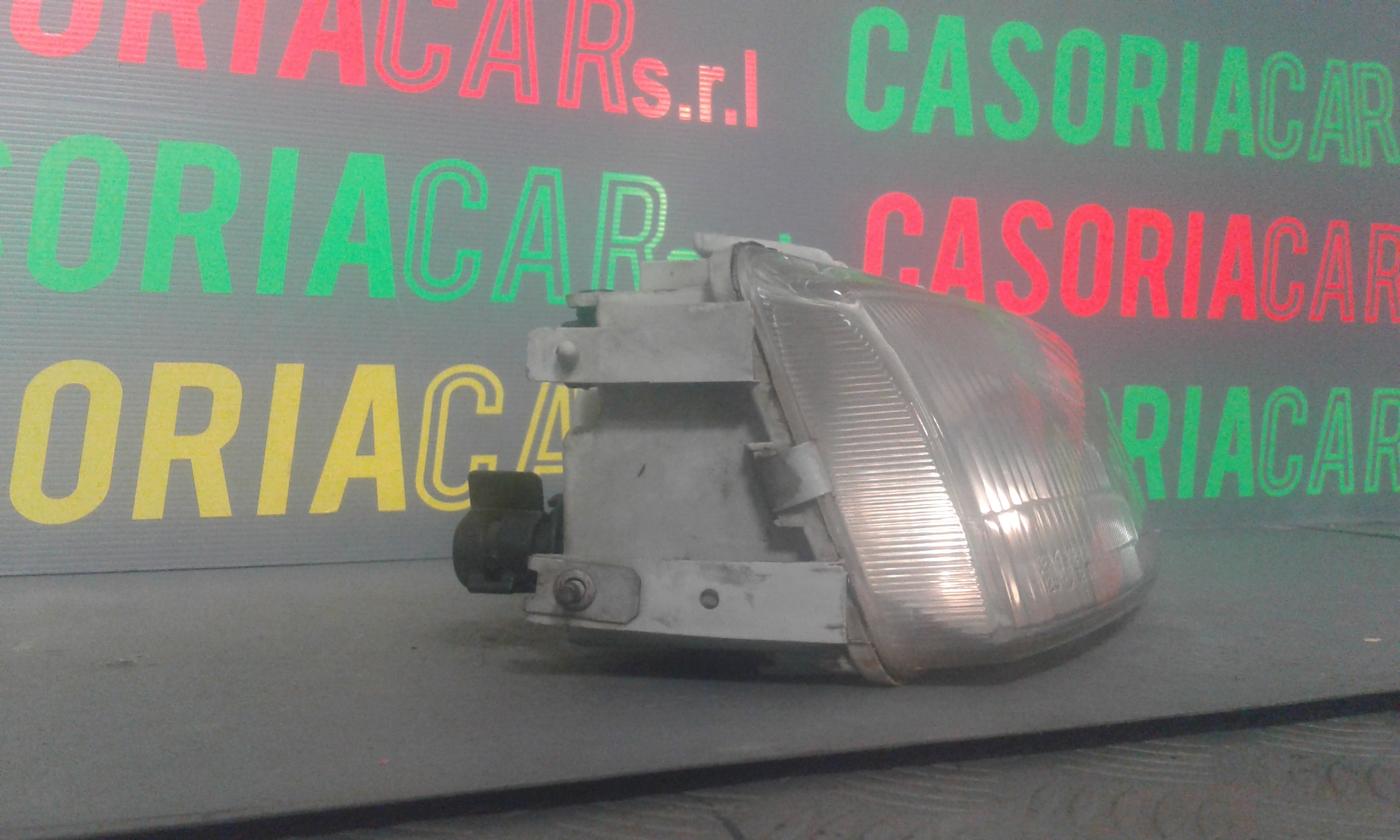 Faro anteriore Destro Passeggero FIAT Punto Berlina 3P