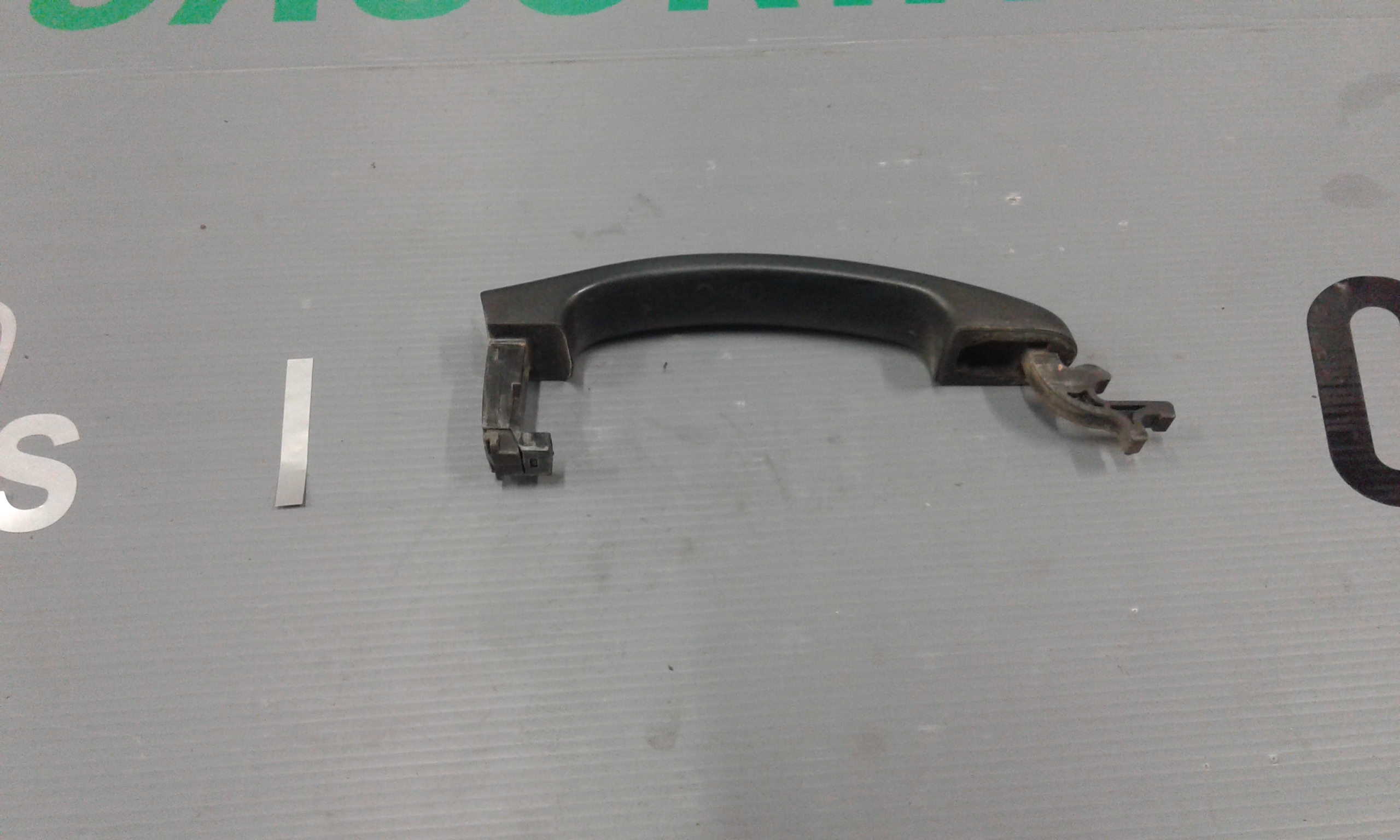 Maniglia esterna Posteriore Destra FORD Fiesta 4 Serie