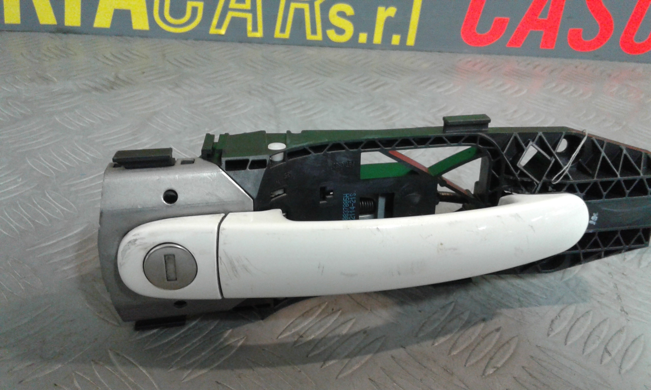 Maniglia esterna Anteriore Sinistra VOLKSWAGEN Up 1 Serie