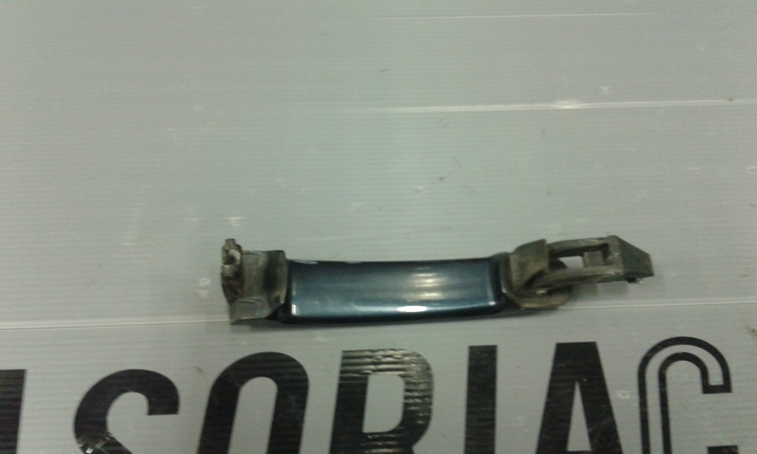 Maniglia esterna Anteriore Sinistra VOLKSWAGEN Golf 5 Berlina