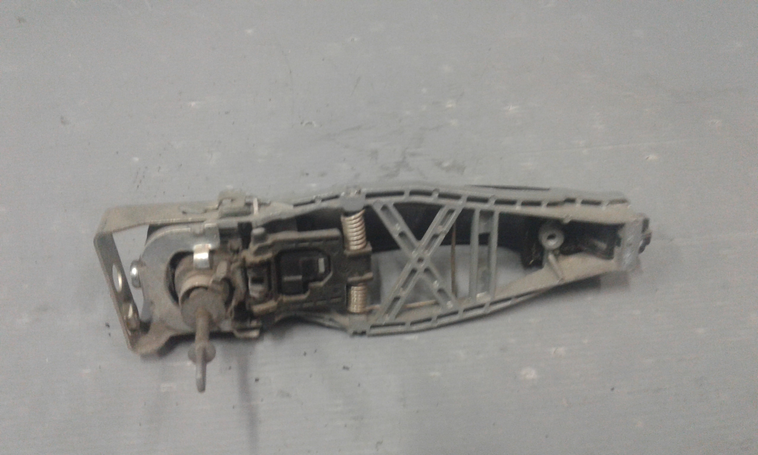 Maniglia esterna Anteriore Sinistra VOLKSWAGEN Caddy 4 Serie