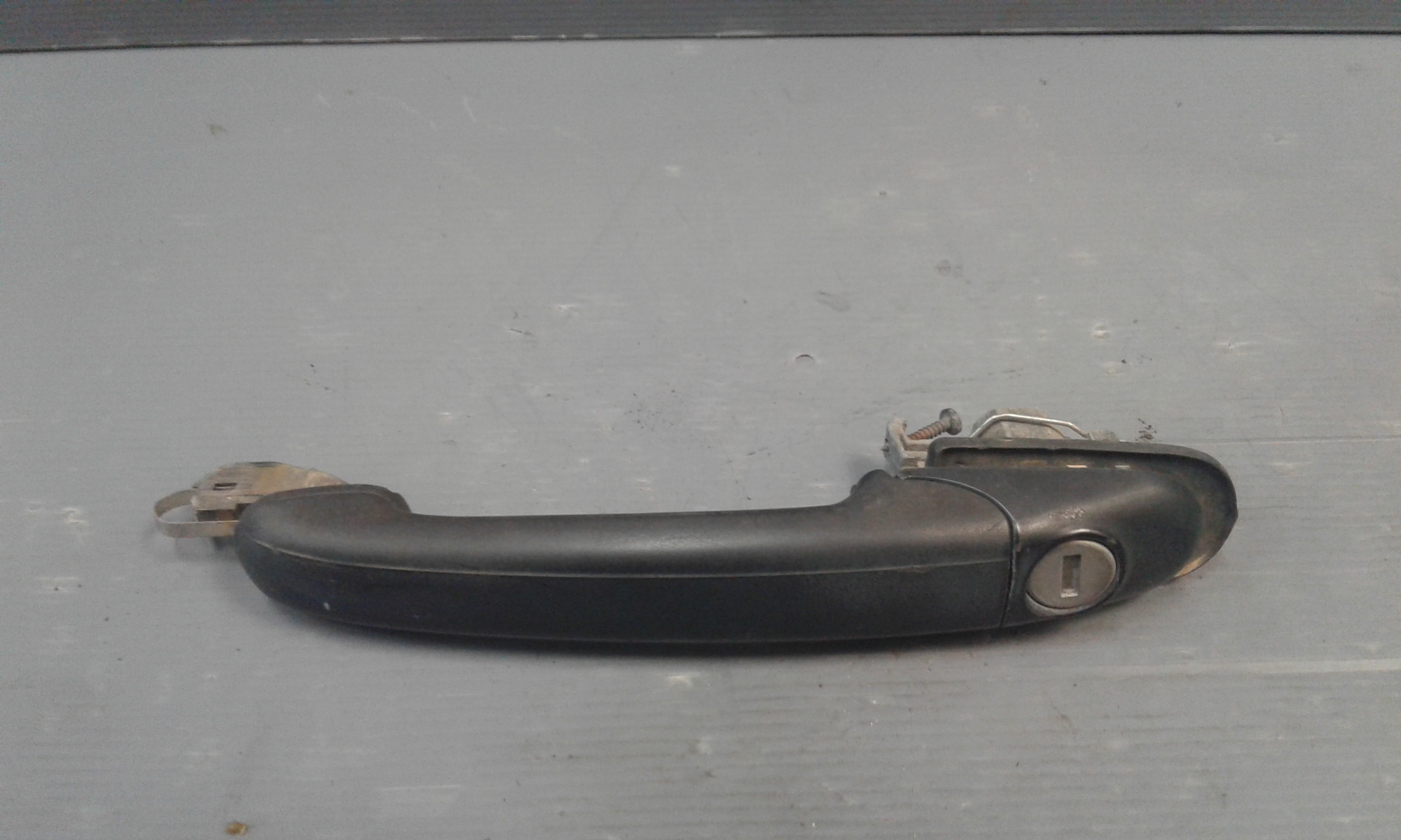 Maniglia esterna Anteriore Sinistra VOLKSWAGEN Caddy 2 Serie