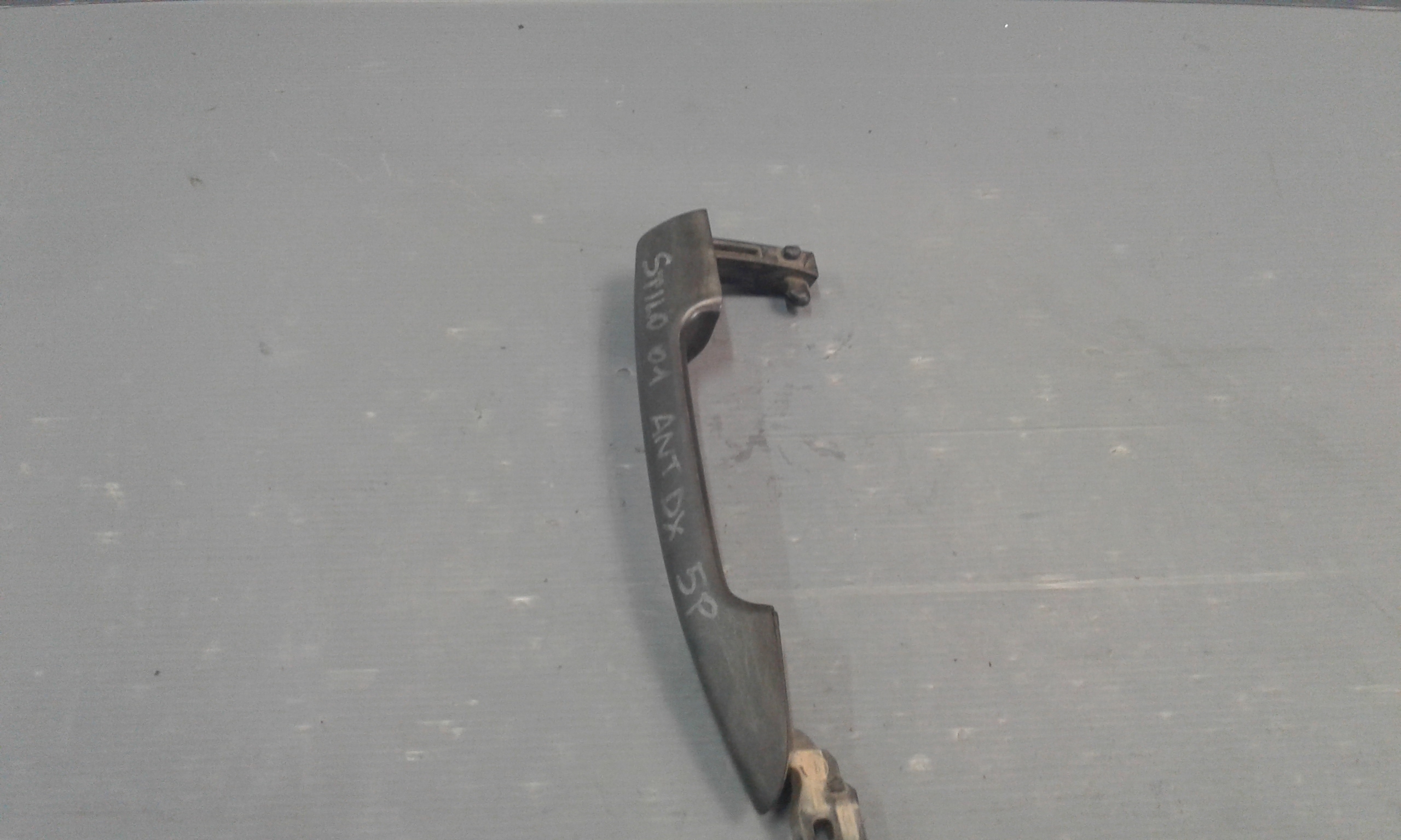 Maniglia esterna Anteriore Destra FIAT Stilo S. Wagon