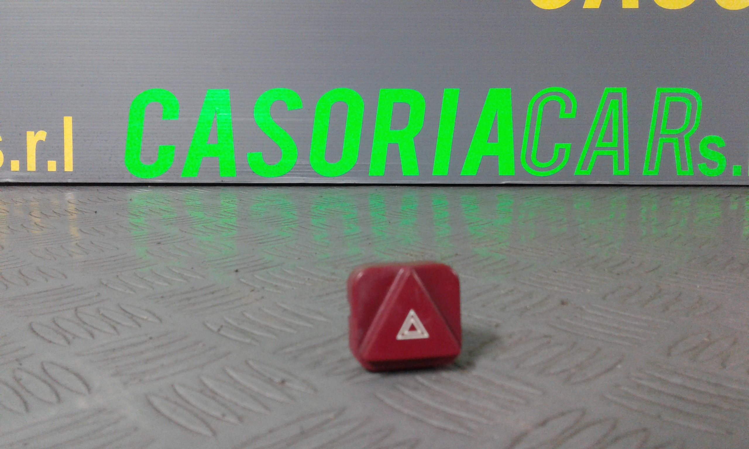 Pulsante luci di emergenza PEUGEOT 1007 1 Serie