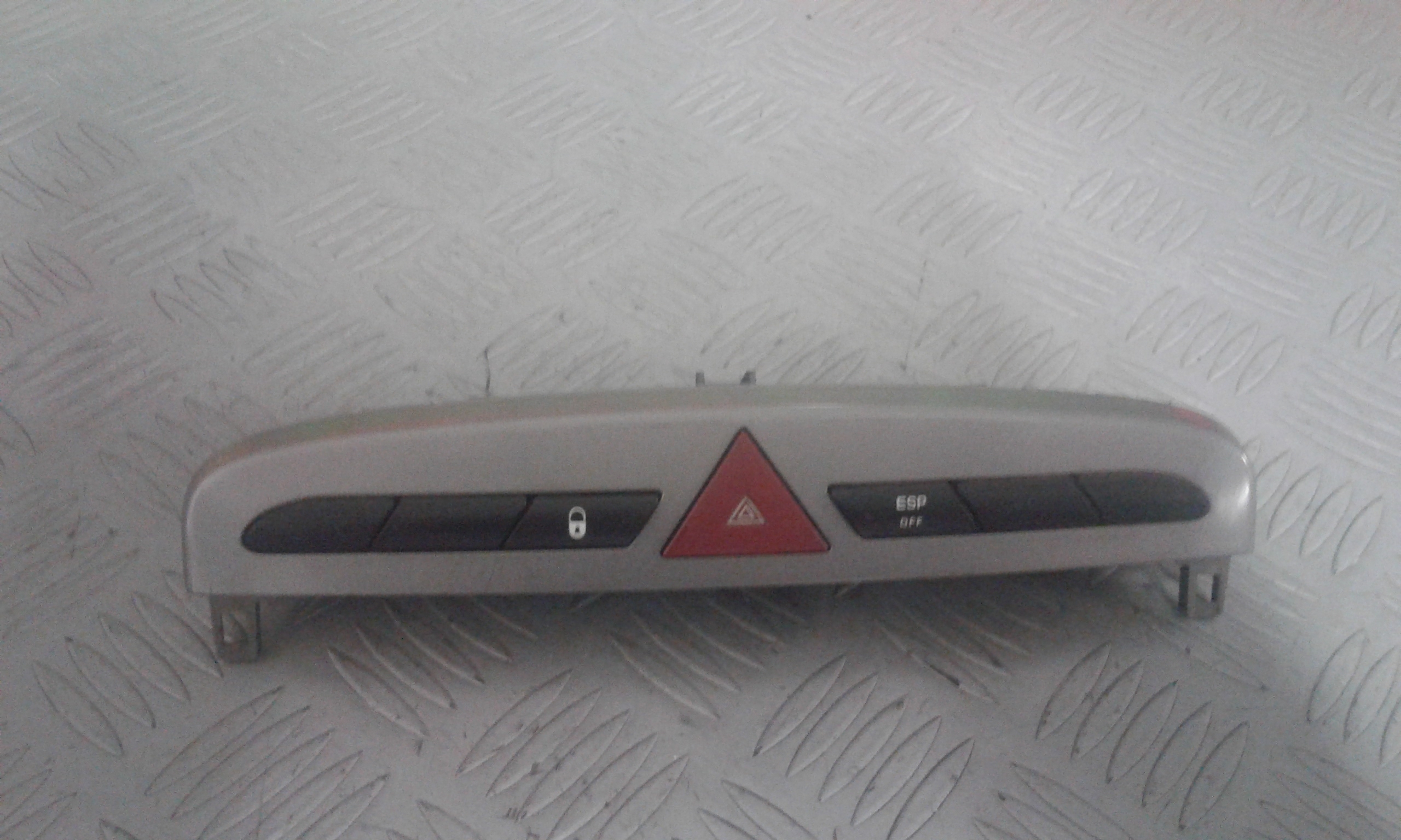 Pulsante luci di emergenza PEUGEOT 308 1 Serie