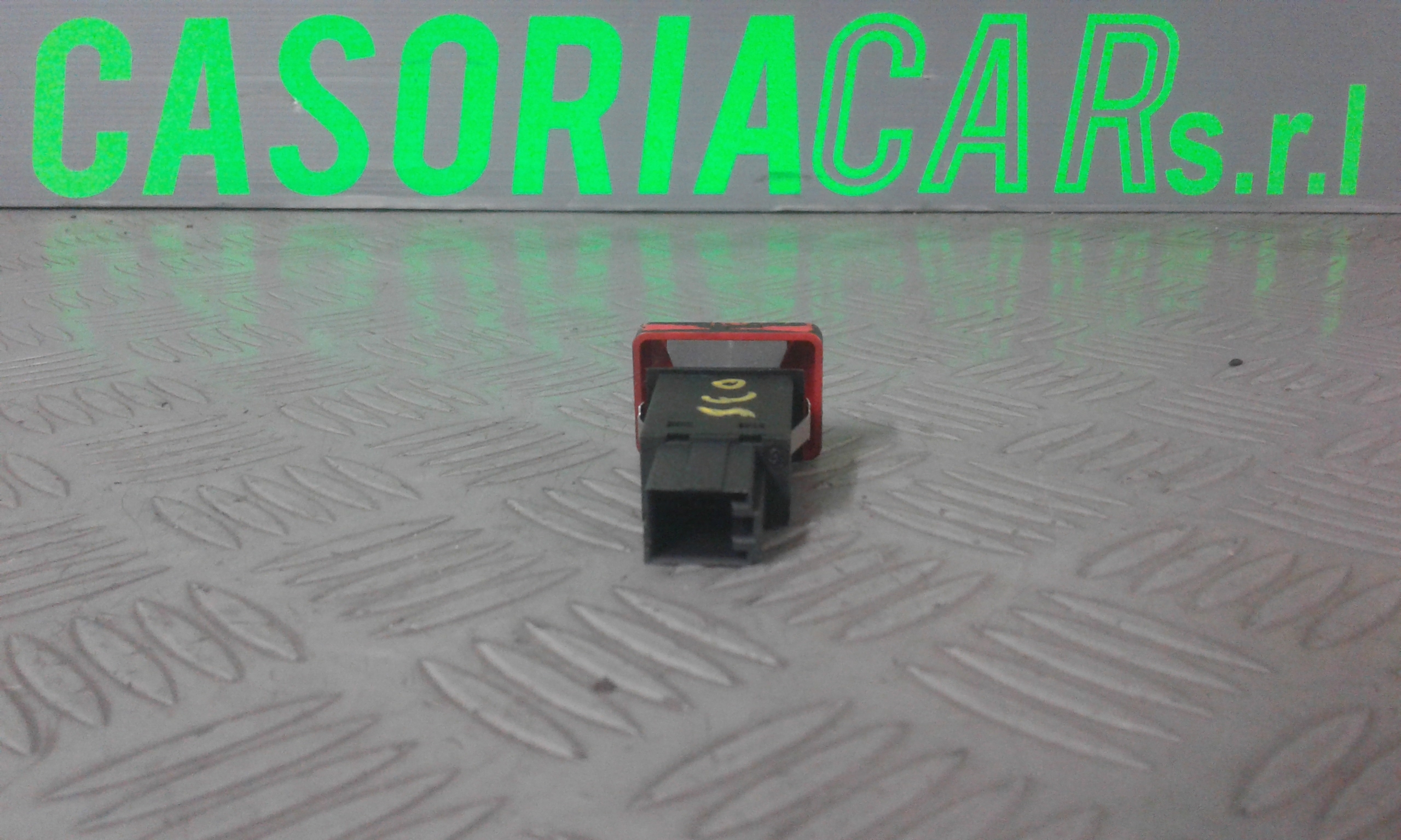 Pulsante luci di emergenza AUDI A4 Berlina 2 Serie