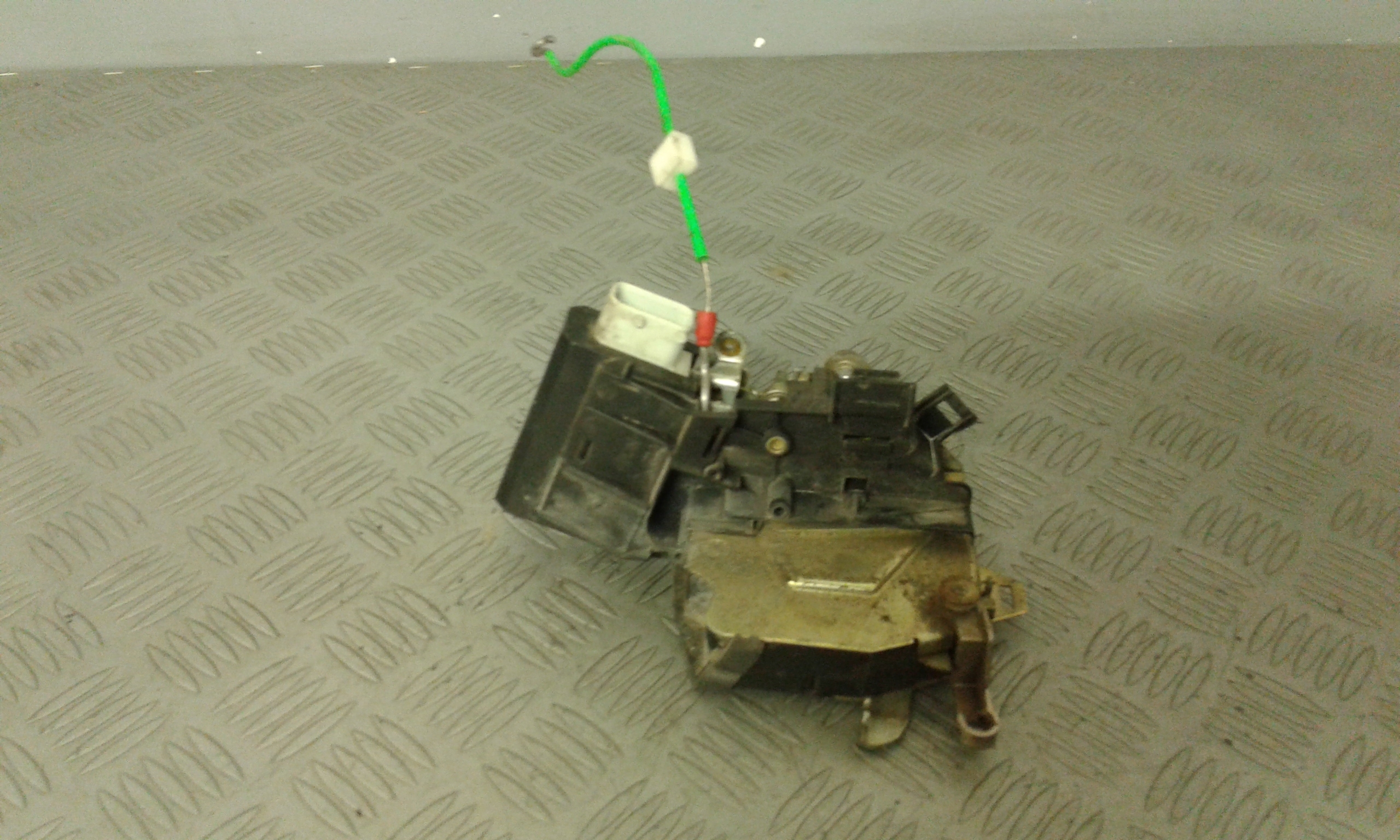 Serratura Anteriore Destra BMW Serie 5 E39 Berlina