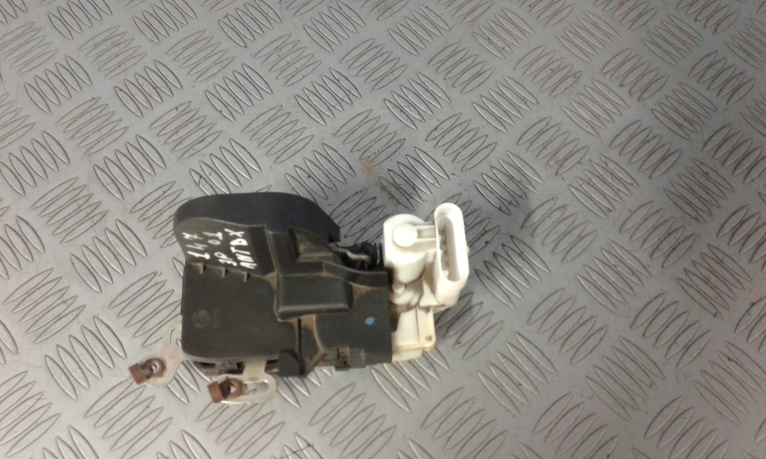 Serratura Anteriore Destra ALFA ROMEO 147 1  Serie