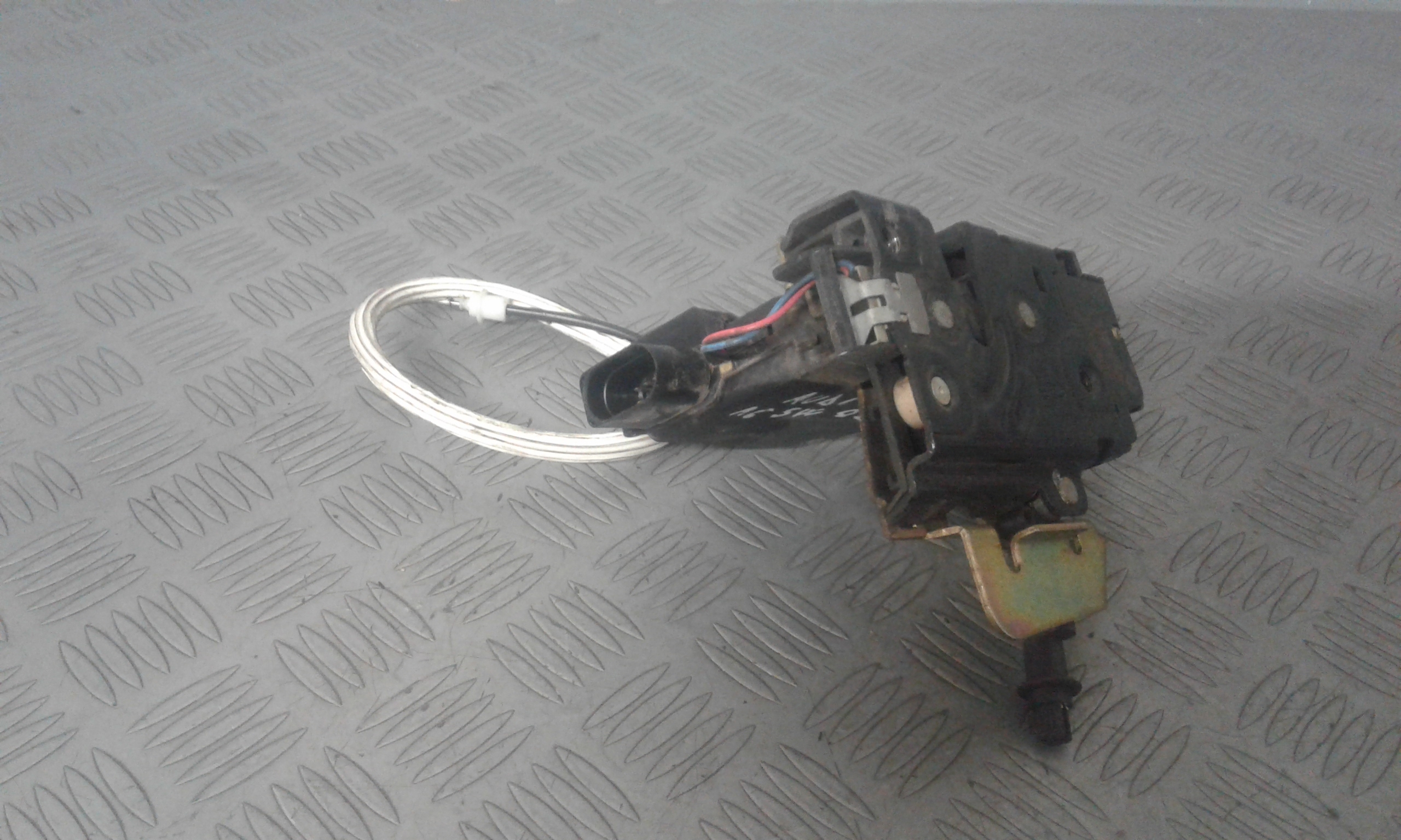 Serratura Anteriore Destra AUDI A6 Avant 2 Serie