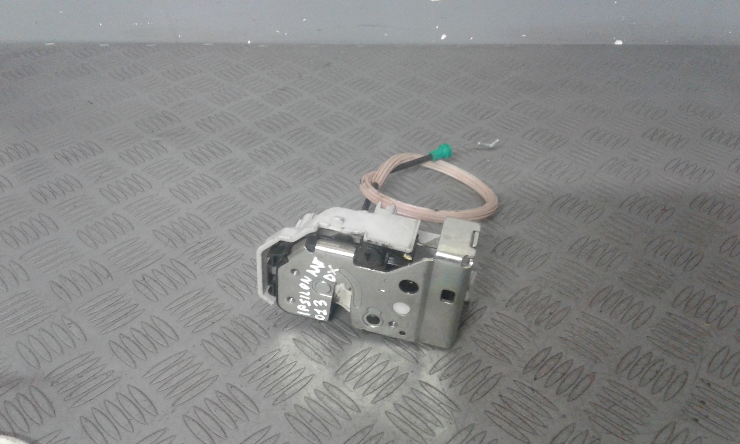 Serratura Anteriore Destra LANCIA Ypsilon 4 Serie