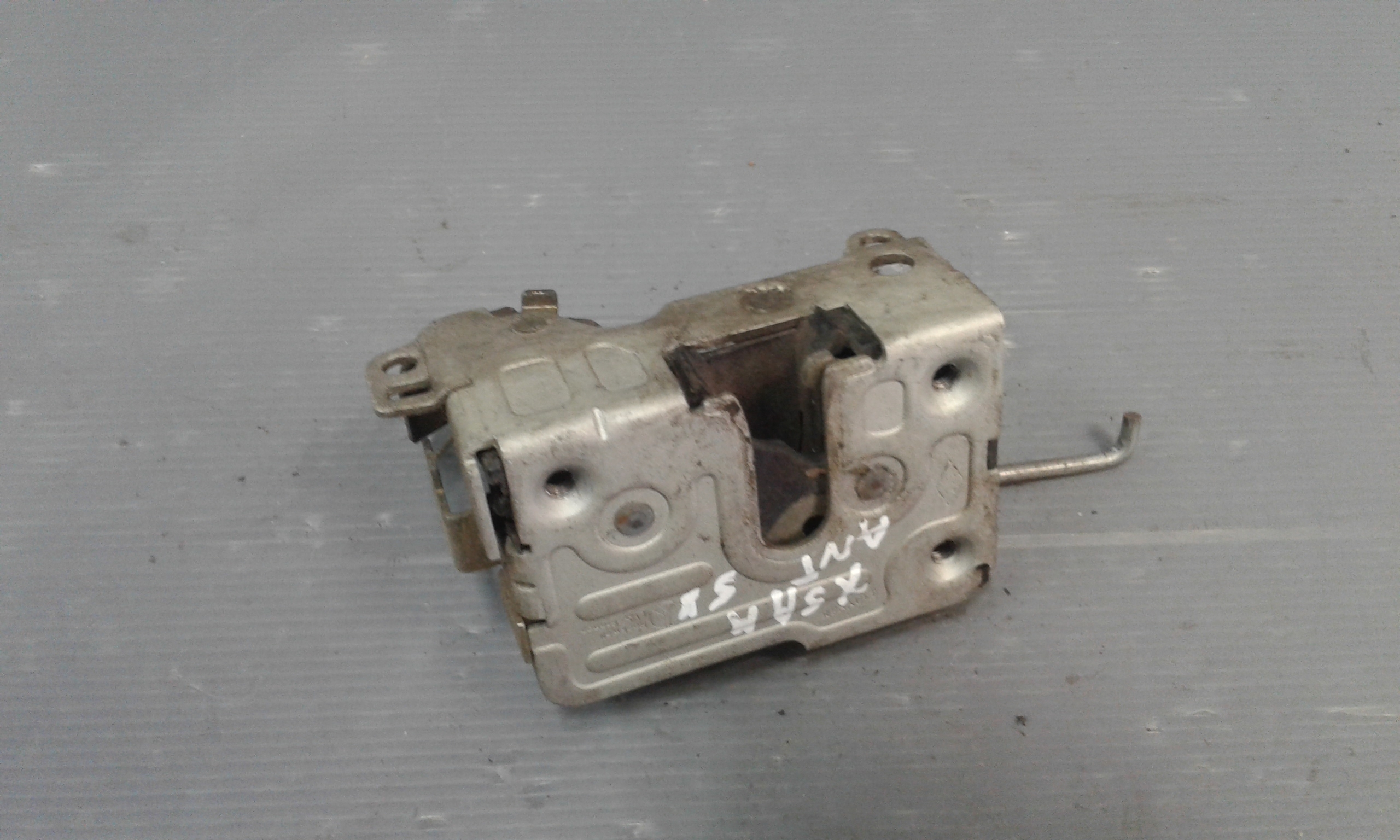 Serratura Anteriore Destra AIXAM 400 serie