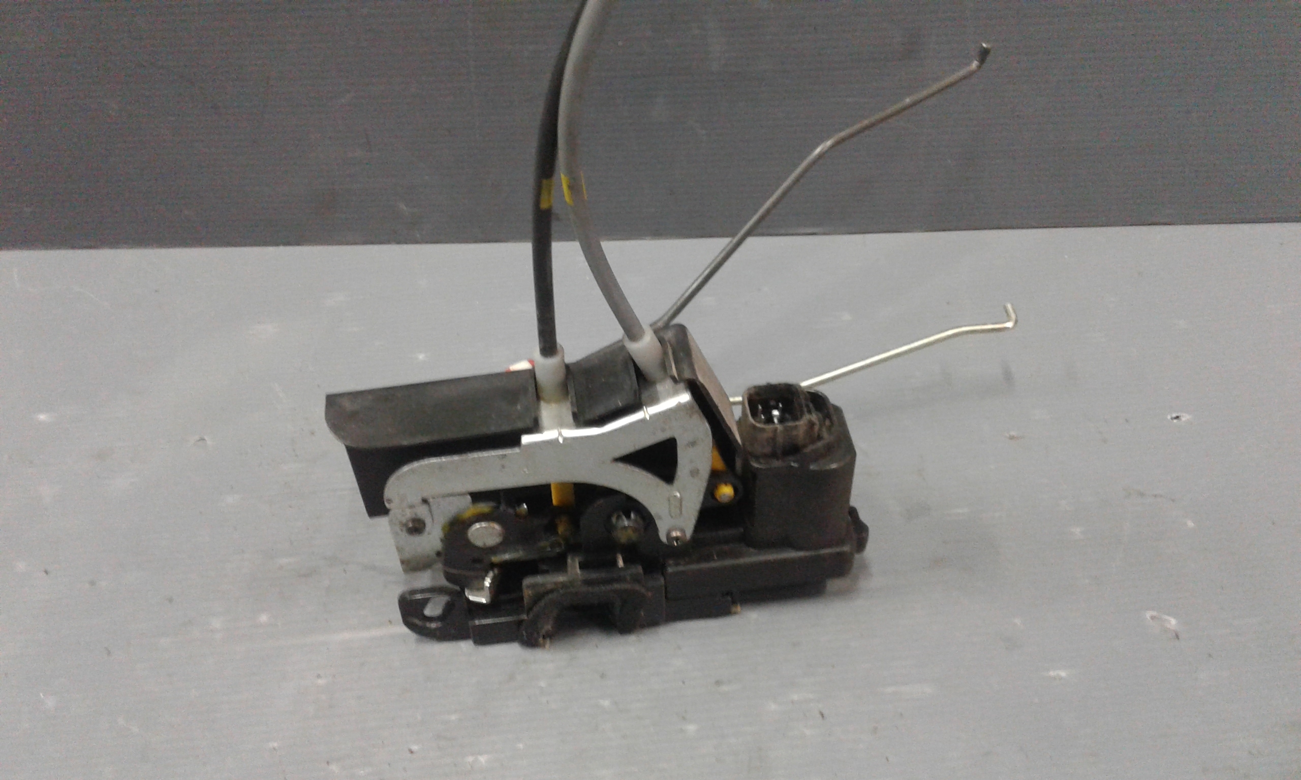 Serratura Anteriore Destra SSANGYONG Kyron 2 Serie