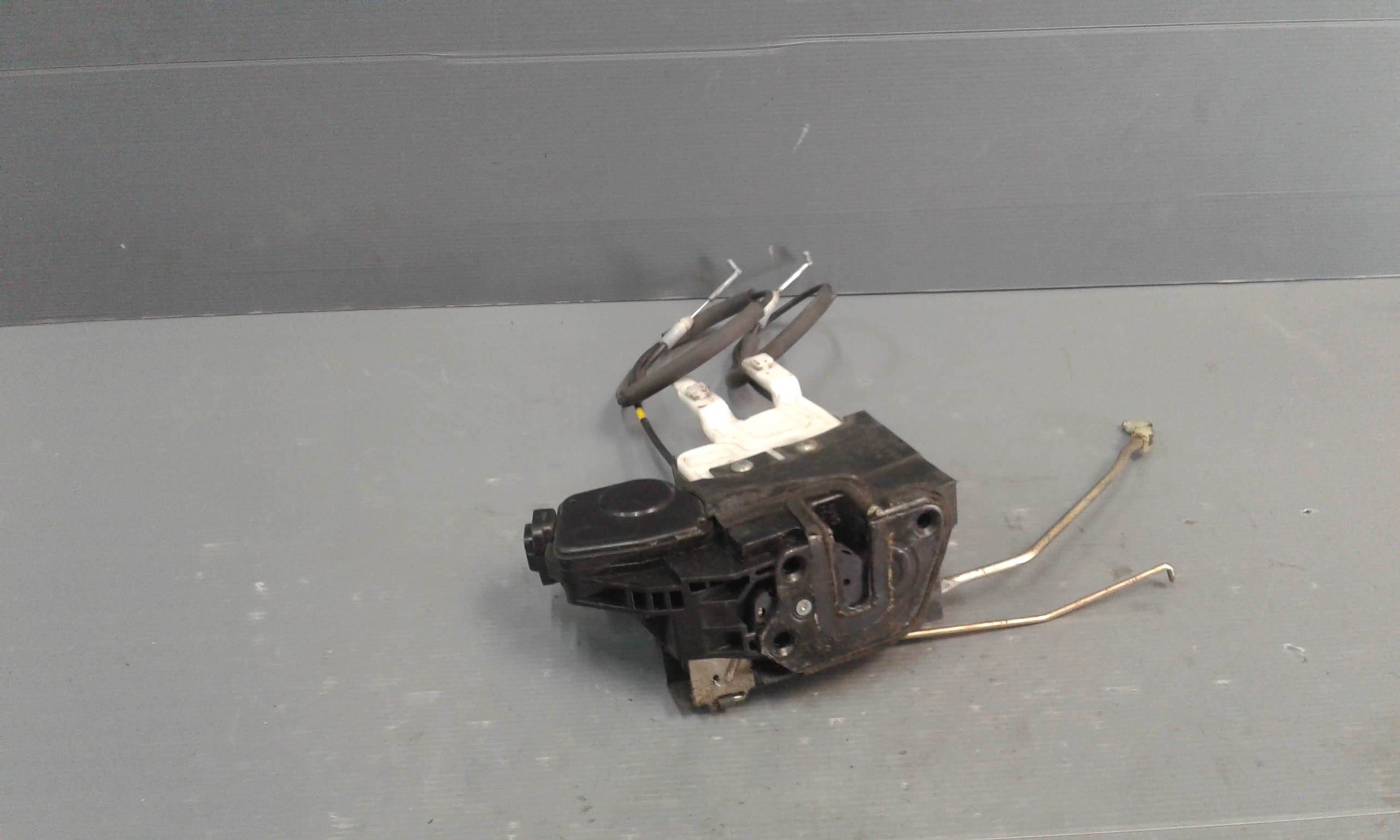 Serratura Anteriore Destra HYUNDAI Santa Fe 1 Serie