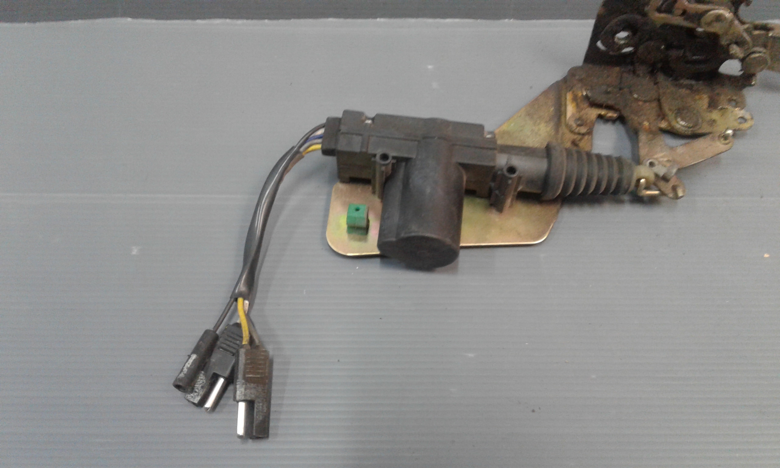 Serratura Anteriore Destra FIAT Fiorino 1 Serie