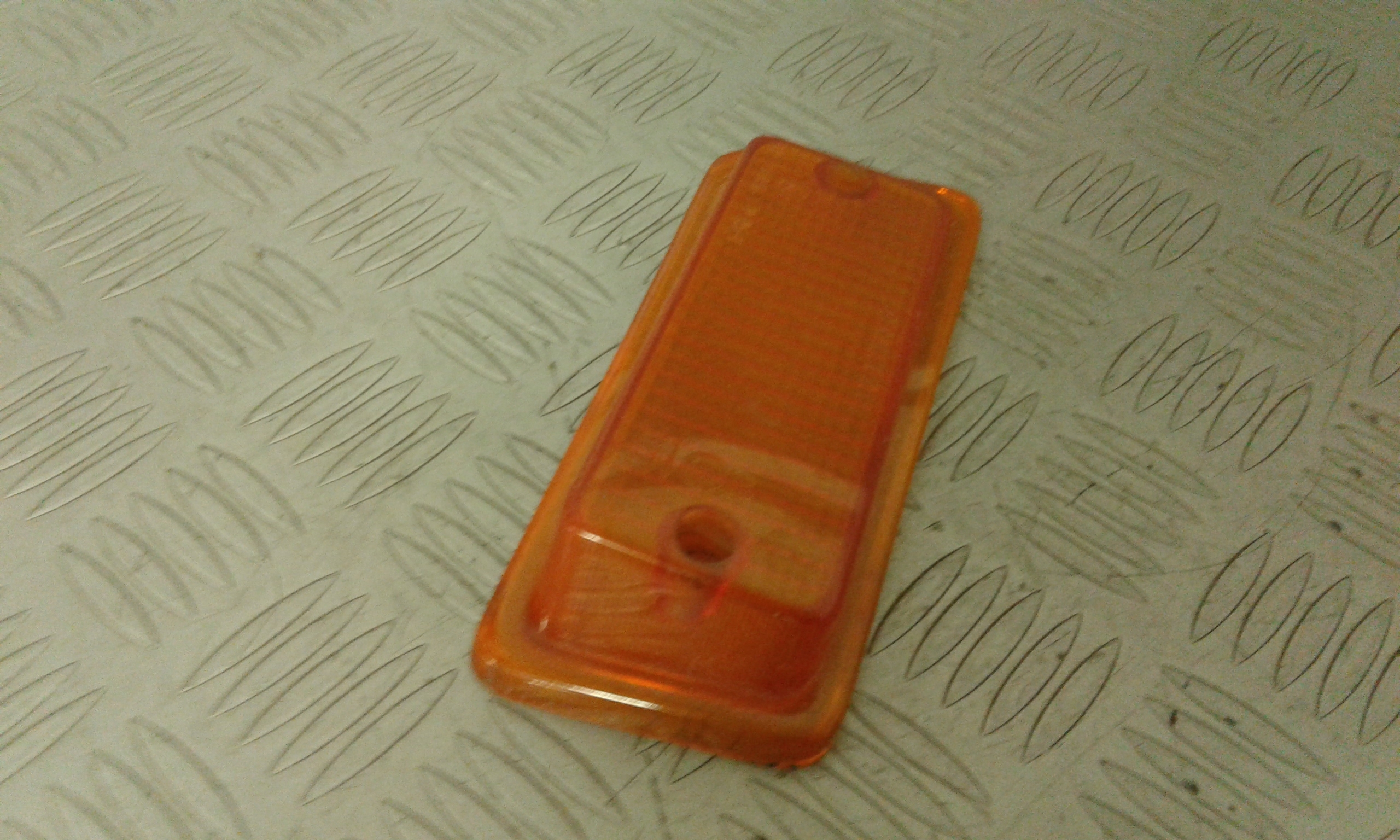 Freccia SX lato guida FIAT 126 1 Serie