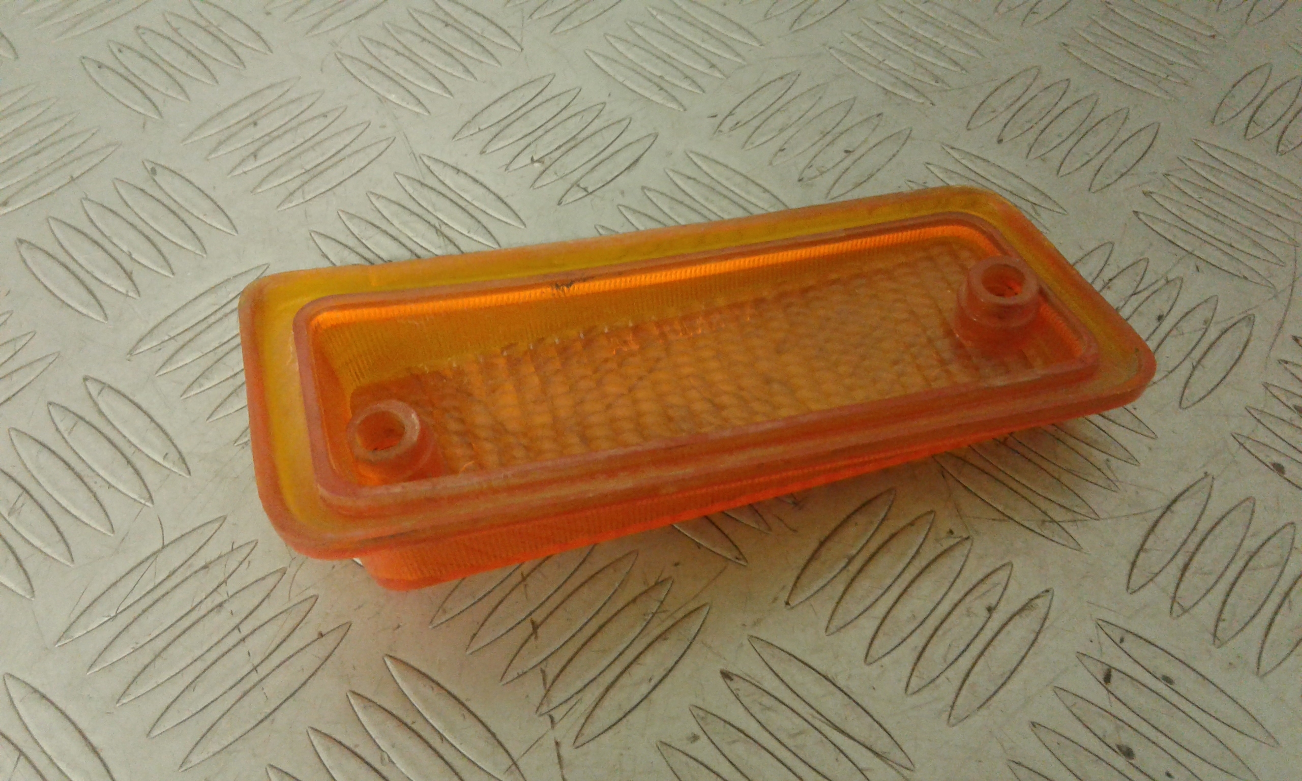 Freccia SX lato guida FIAT 126 1 Serie