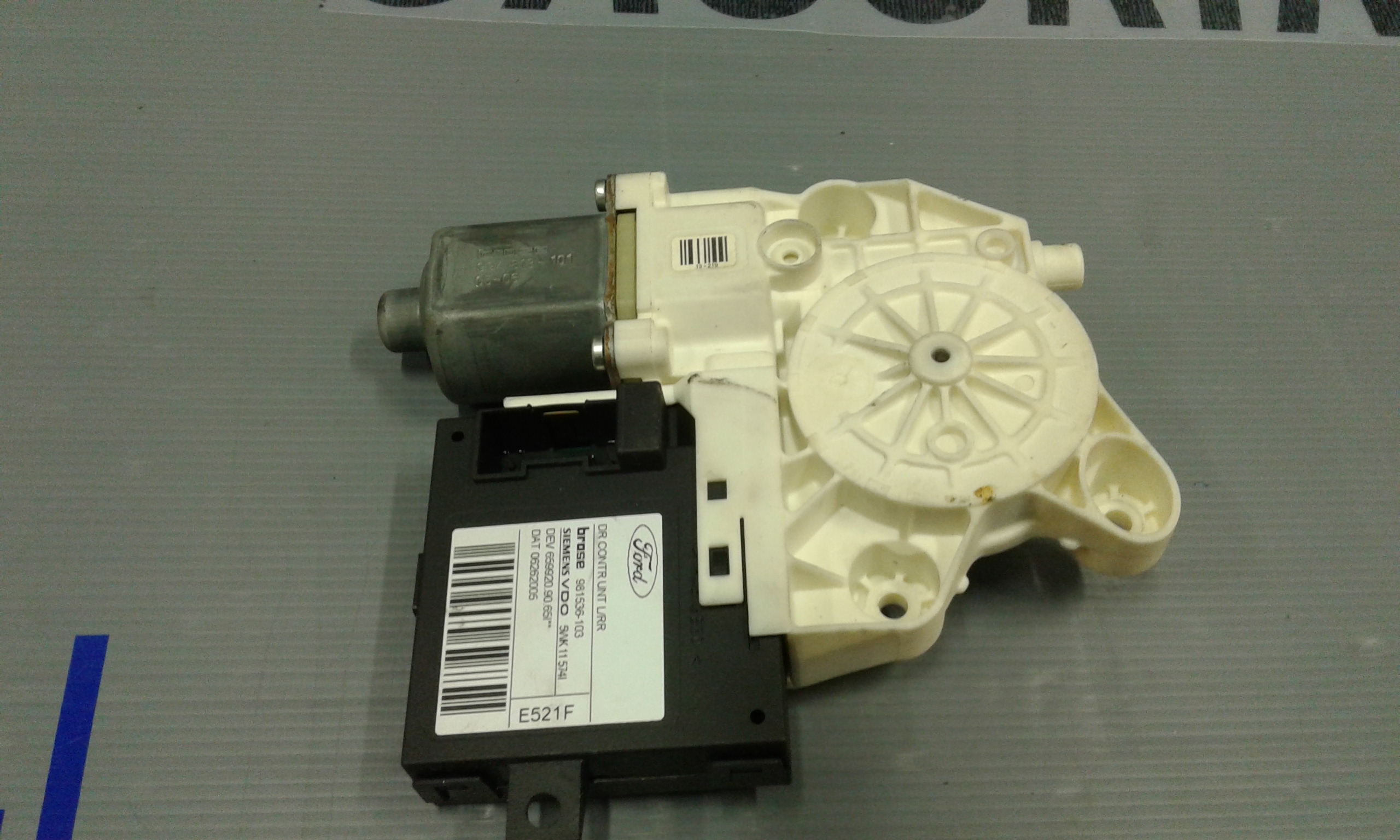 Motorino Alzavetro posteriore Sinistro FORD Focus S. Wagon 3 Serie