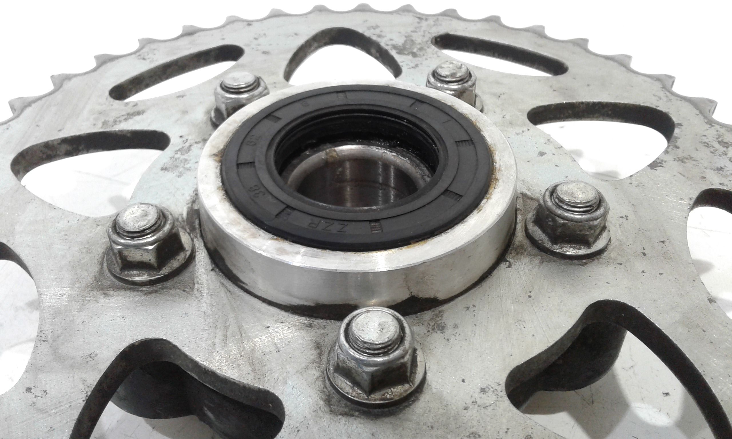 Corona ruota posteriore BENELLI BN 302 300cc (16>19)