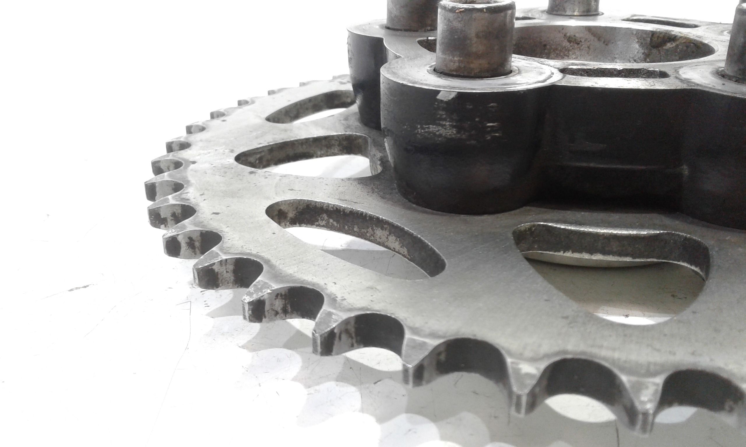 Corona ruota posteriore BENELLI BN 302 300cc (16>19)