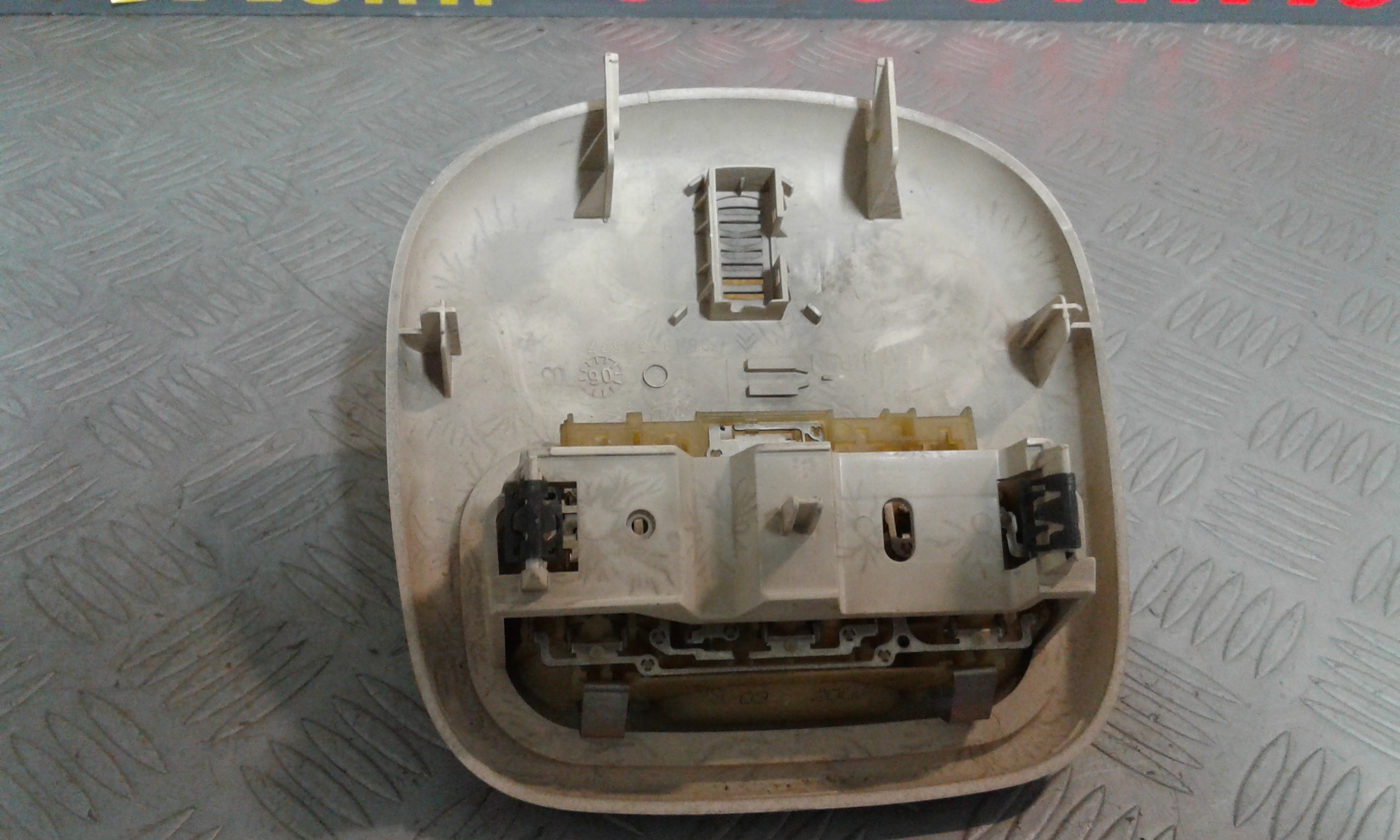 Plafoniera CITROEN C4 Berlina