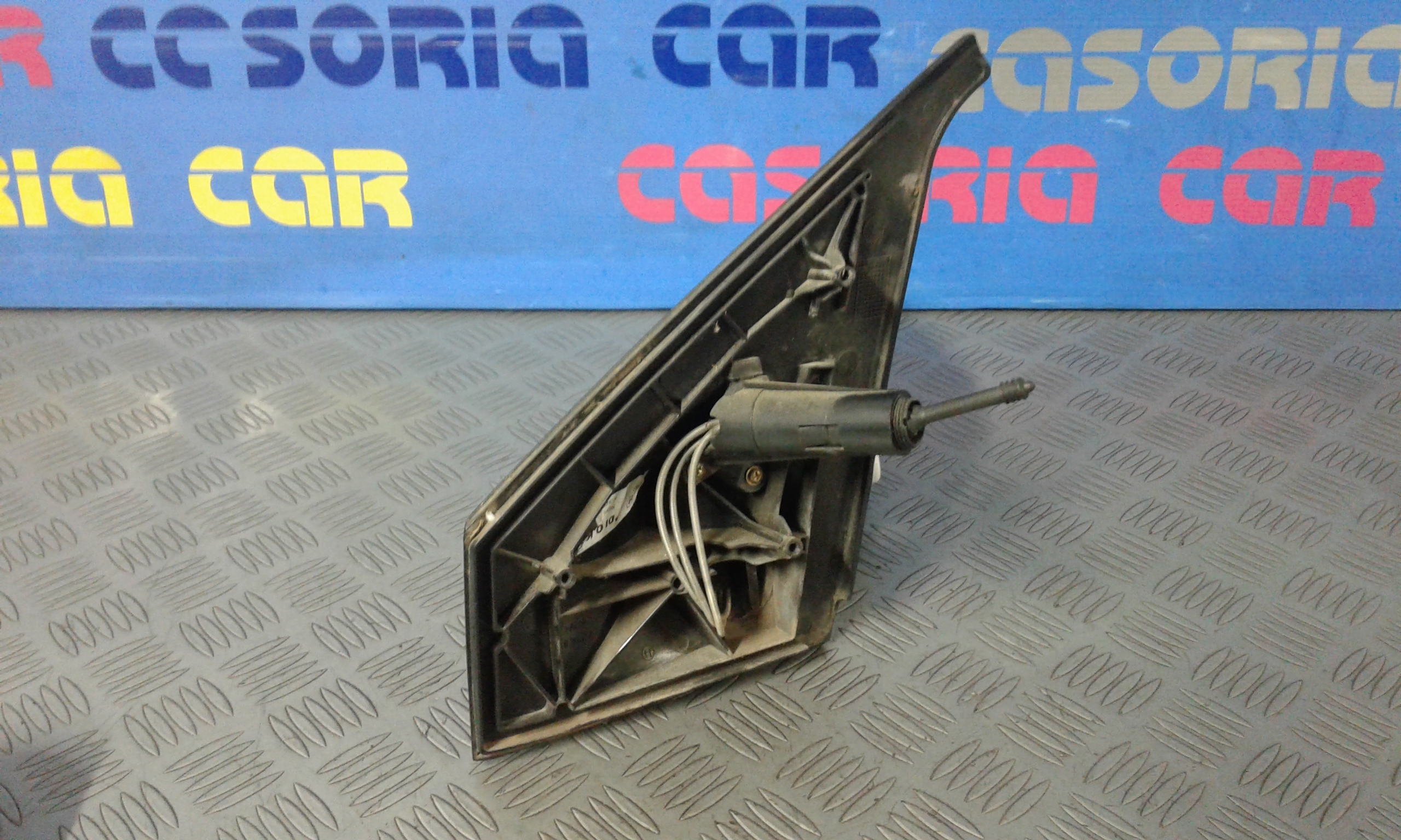 Parafango Anteriore Destro TATA Indigo 1  Serie