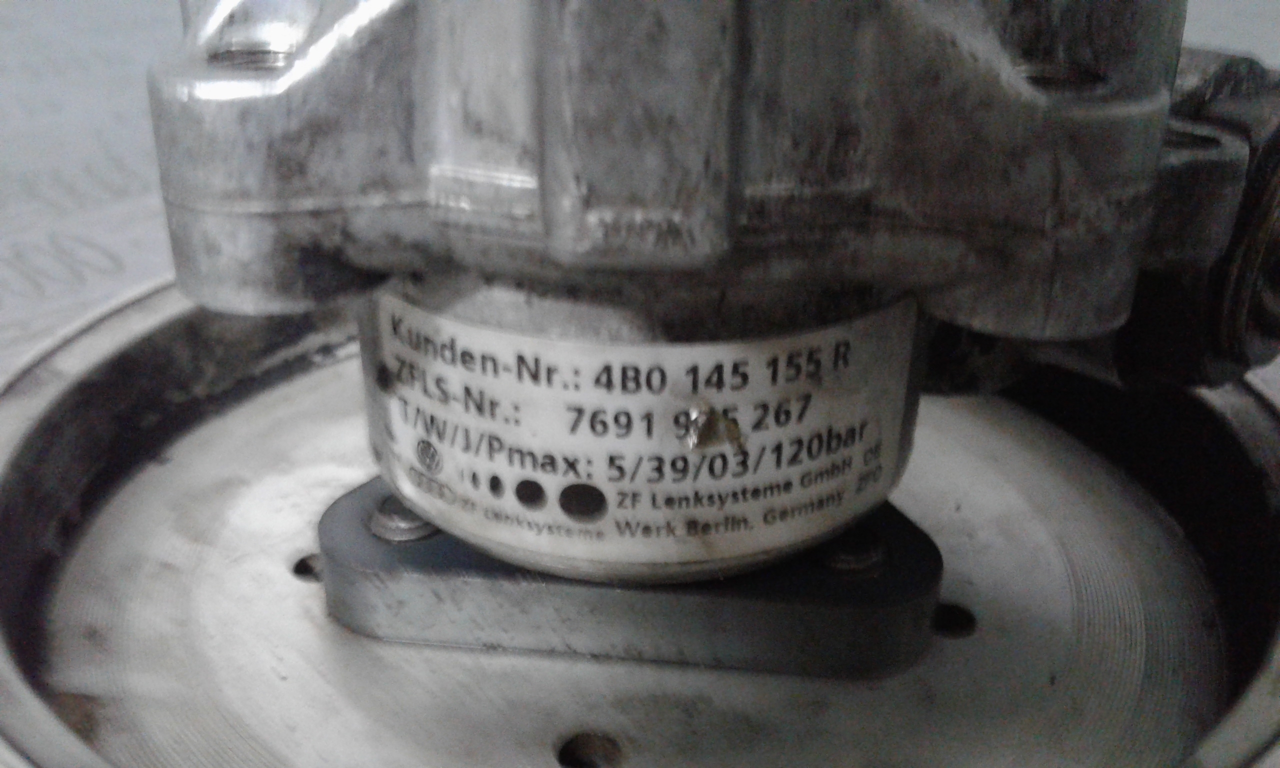 Pompa idroguida AUDI A6 Berlina 2 Serie