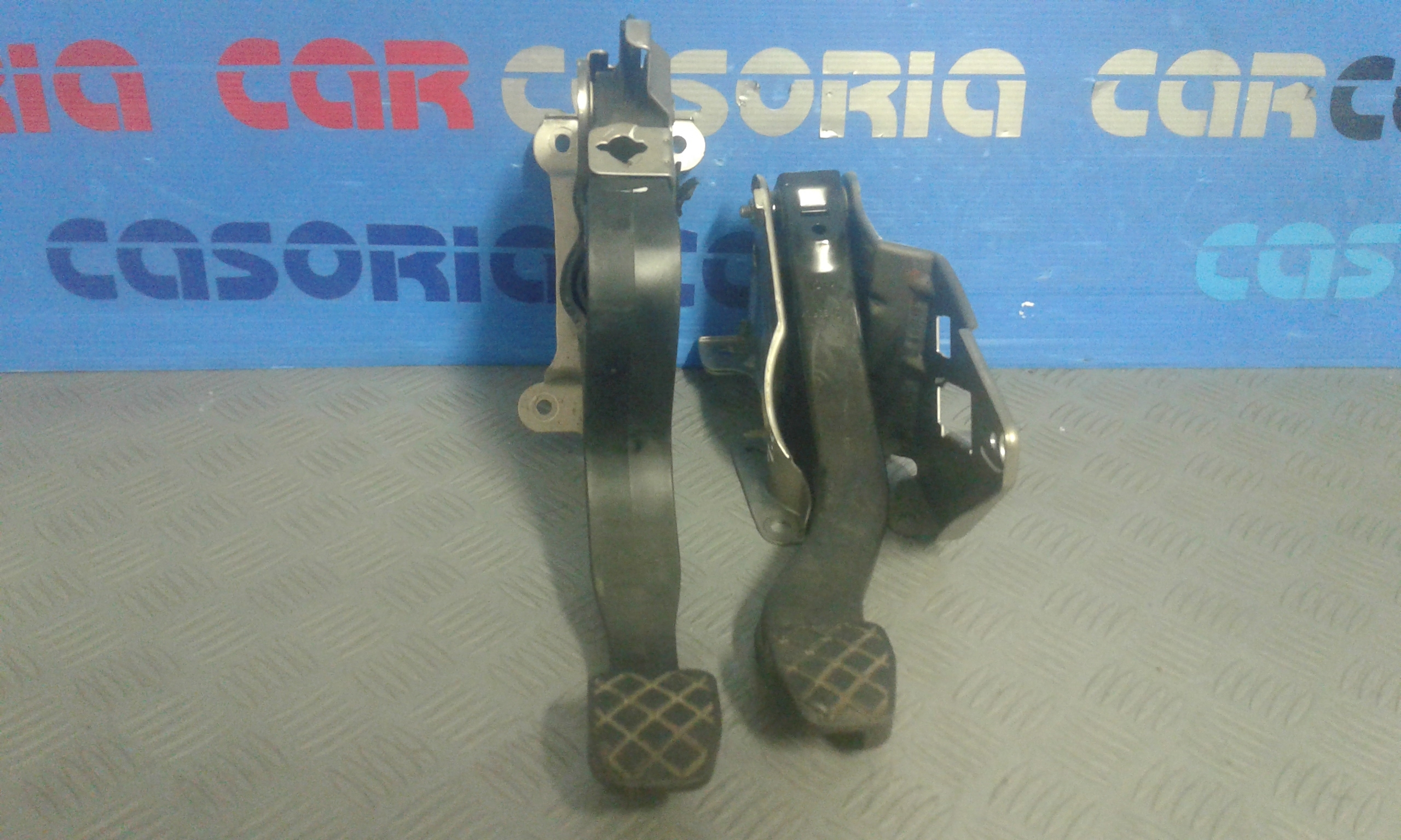 Pedaliera Freno + frizione VOLKSWAGEN Up 1 Serie