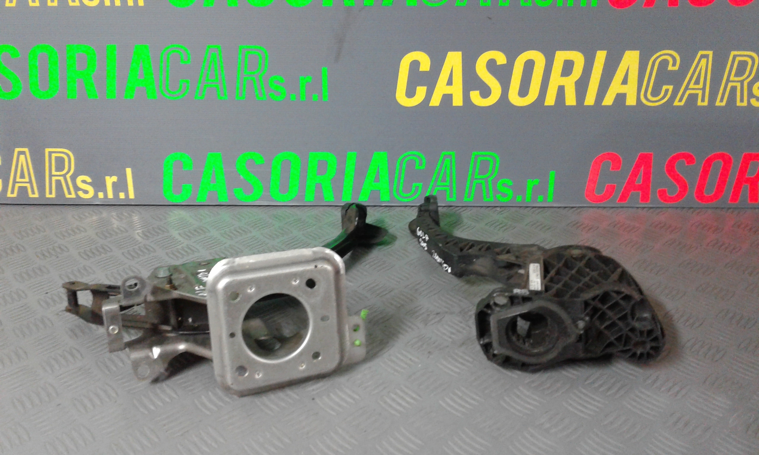 Pedaliera Freno + frizione VOLKSWAGEN Golf 5 Berlina