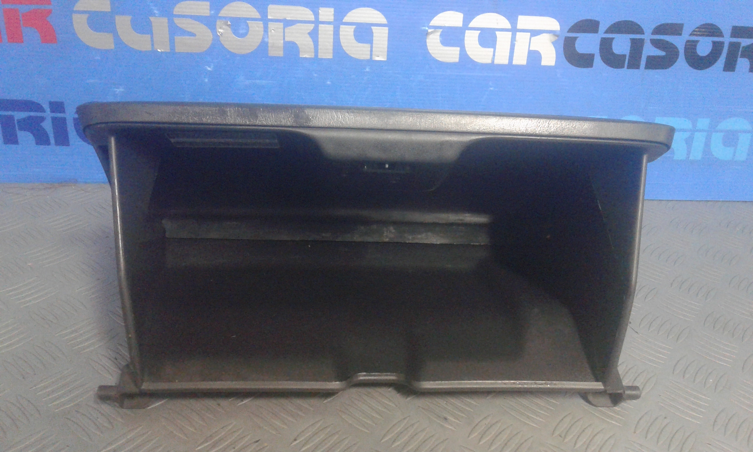 Cassetto porta oggetti TOYOTA Rav4 3 Serie