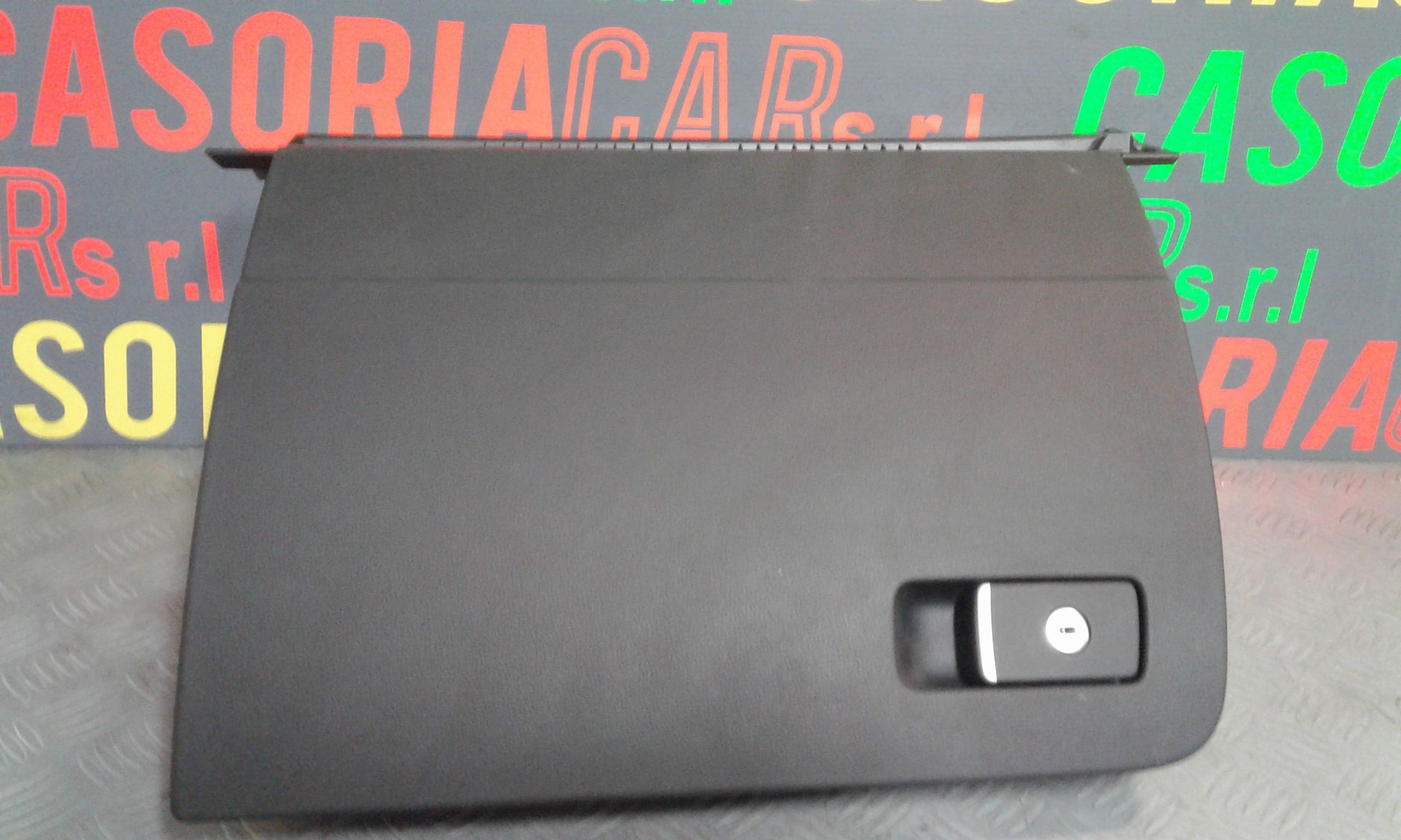 Cassetto porta oggetti VOLKSWAGEN Passat Variant 5 Serie