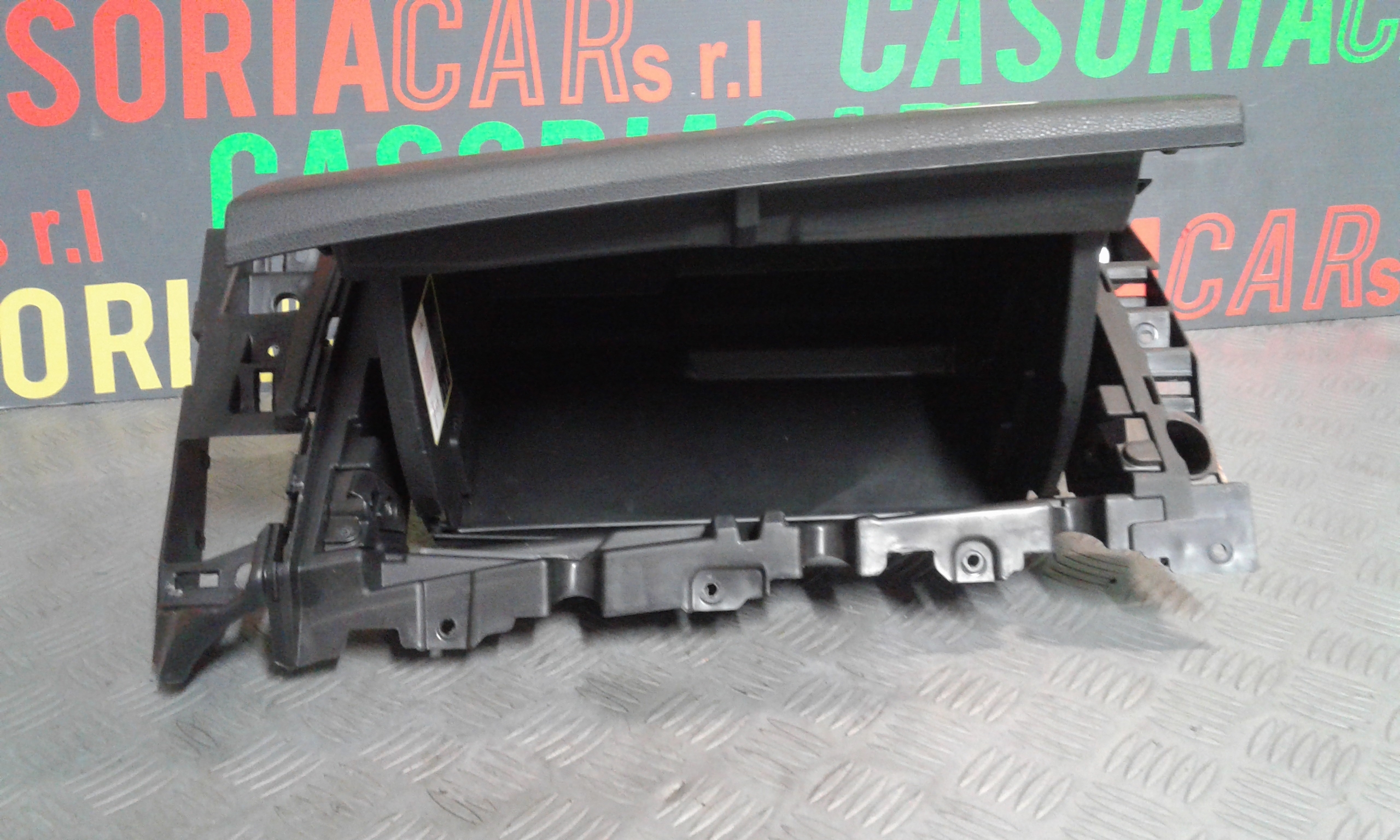 Cassetto porta oggetti FIAT 500 L 1  Serie