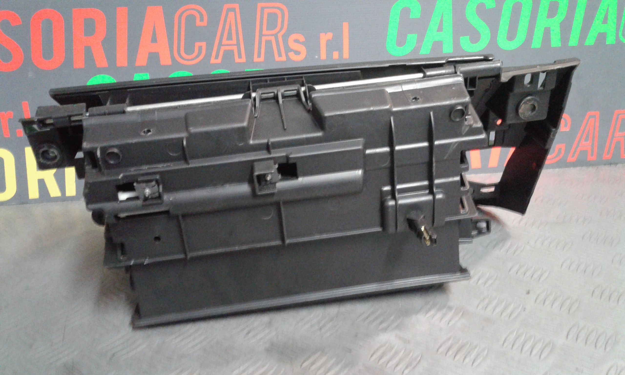 Cassetto porta oggetti FIAT 500 L 1  Serie