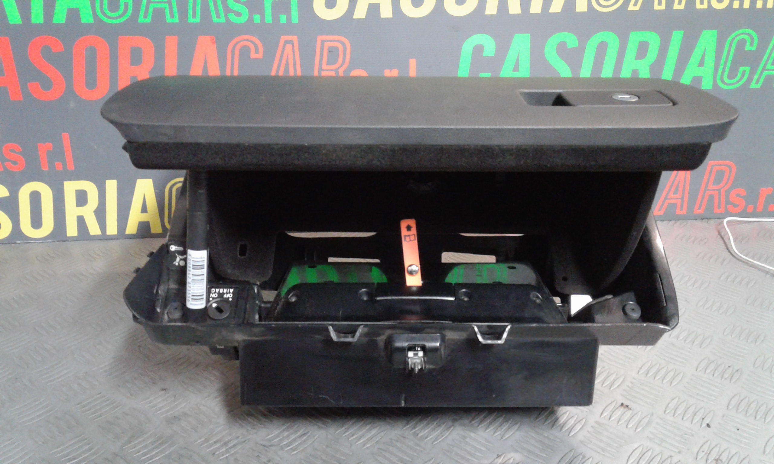 Cassetto porta oggetti VOLKSWAGEN Passat Variant 4 Serie