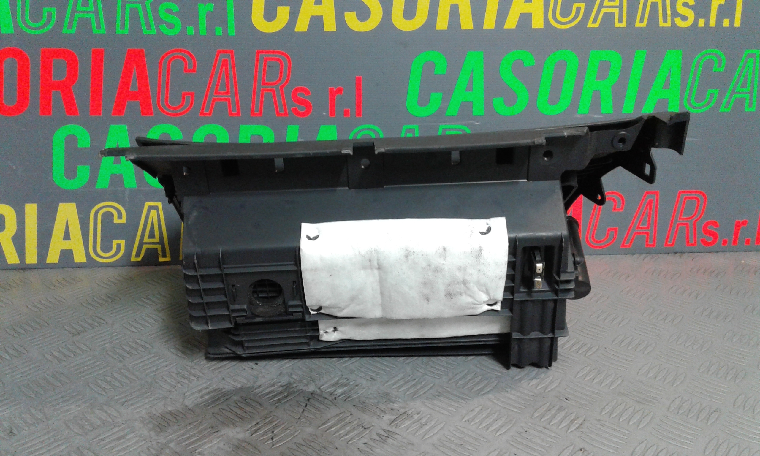 Cassetto porta oggetti HYUNDAI i30 1 Serie