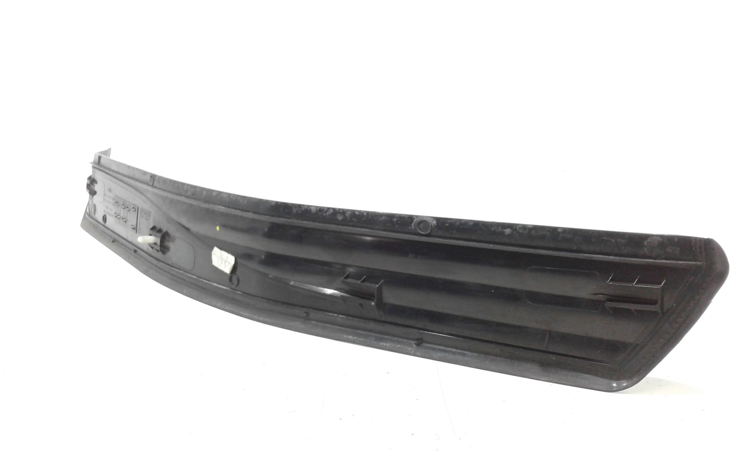 Batticalcagno Posteriore Destro BMW Serie 5 E60