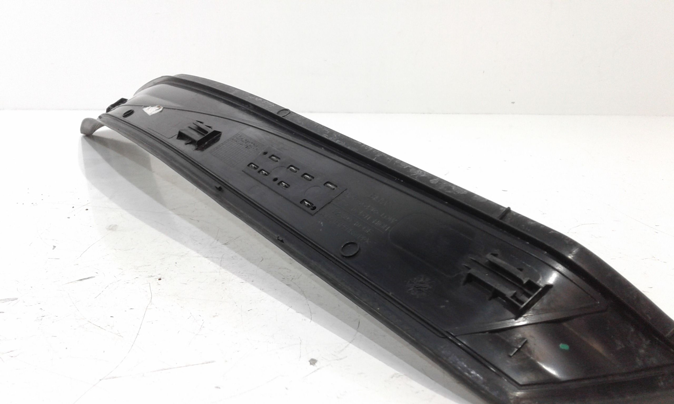 Batticalcagno Posteriore sinistro BMW Serie 5 E60